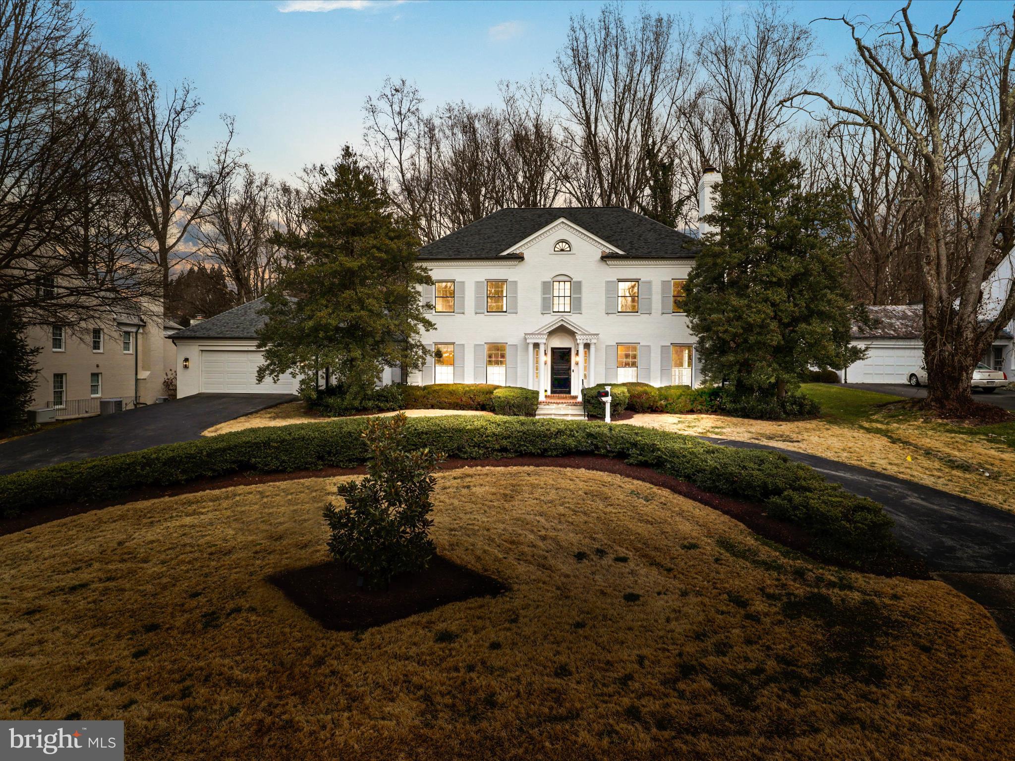 BANNOCKBURN ESTATES - Residential