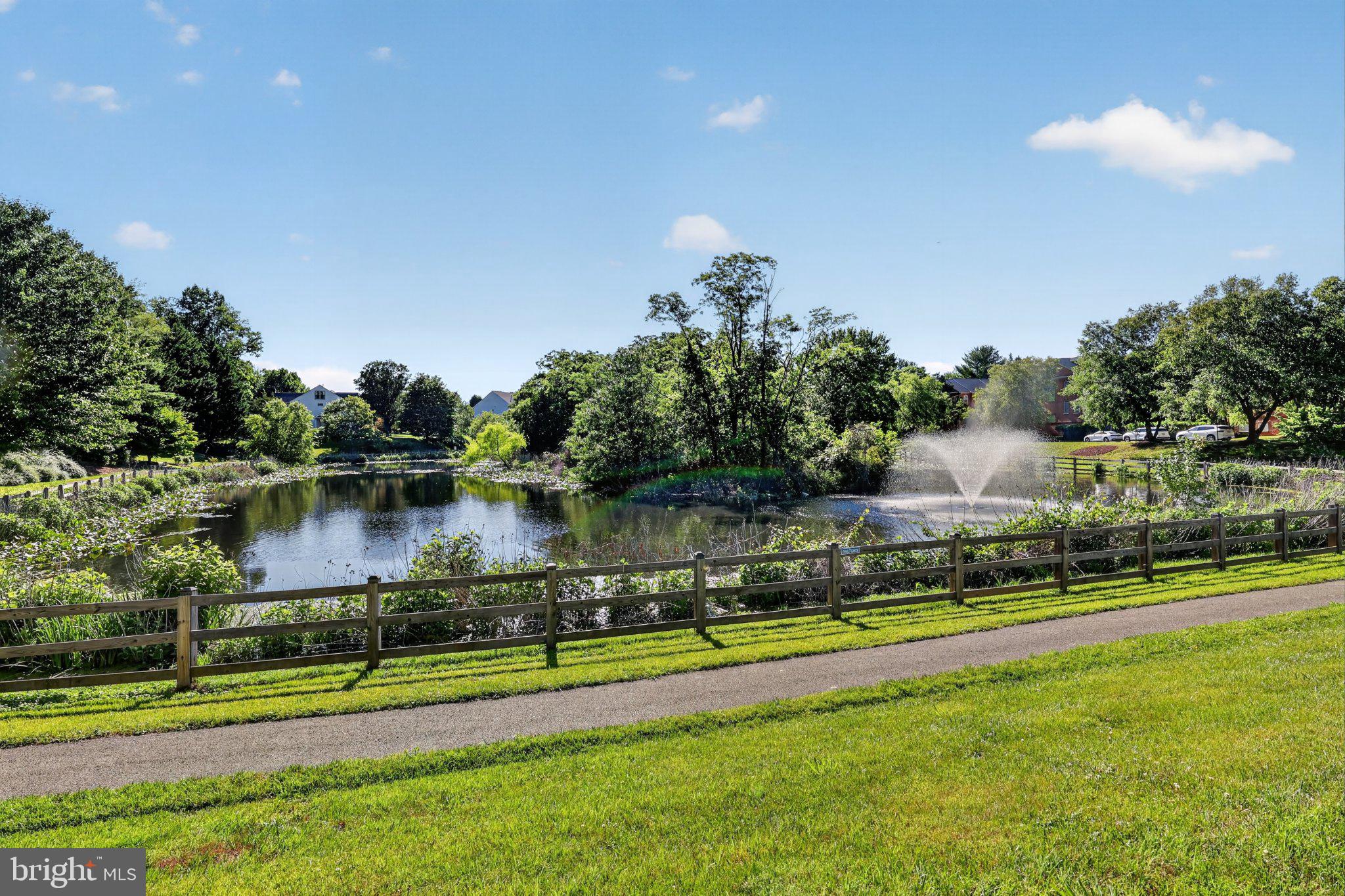 POTOMAC GLEN - Residential