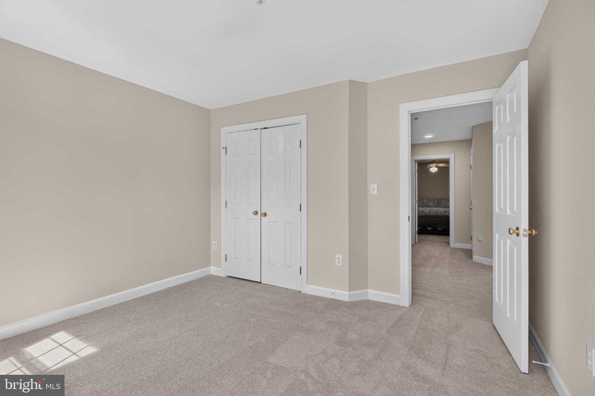 POTOMAC GLEN - Residential