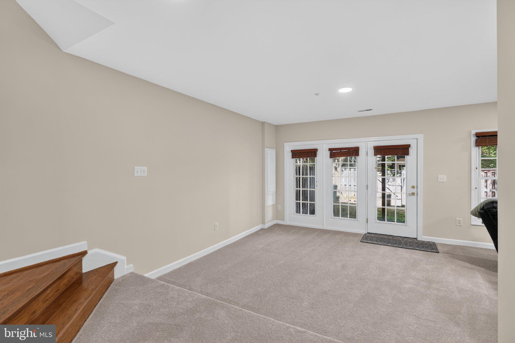 POTOMAC GLEN - Residential