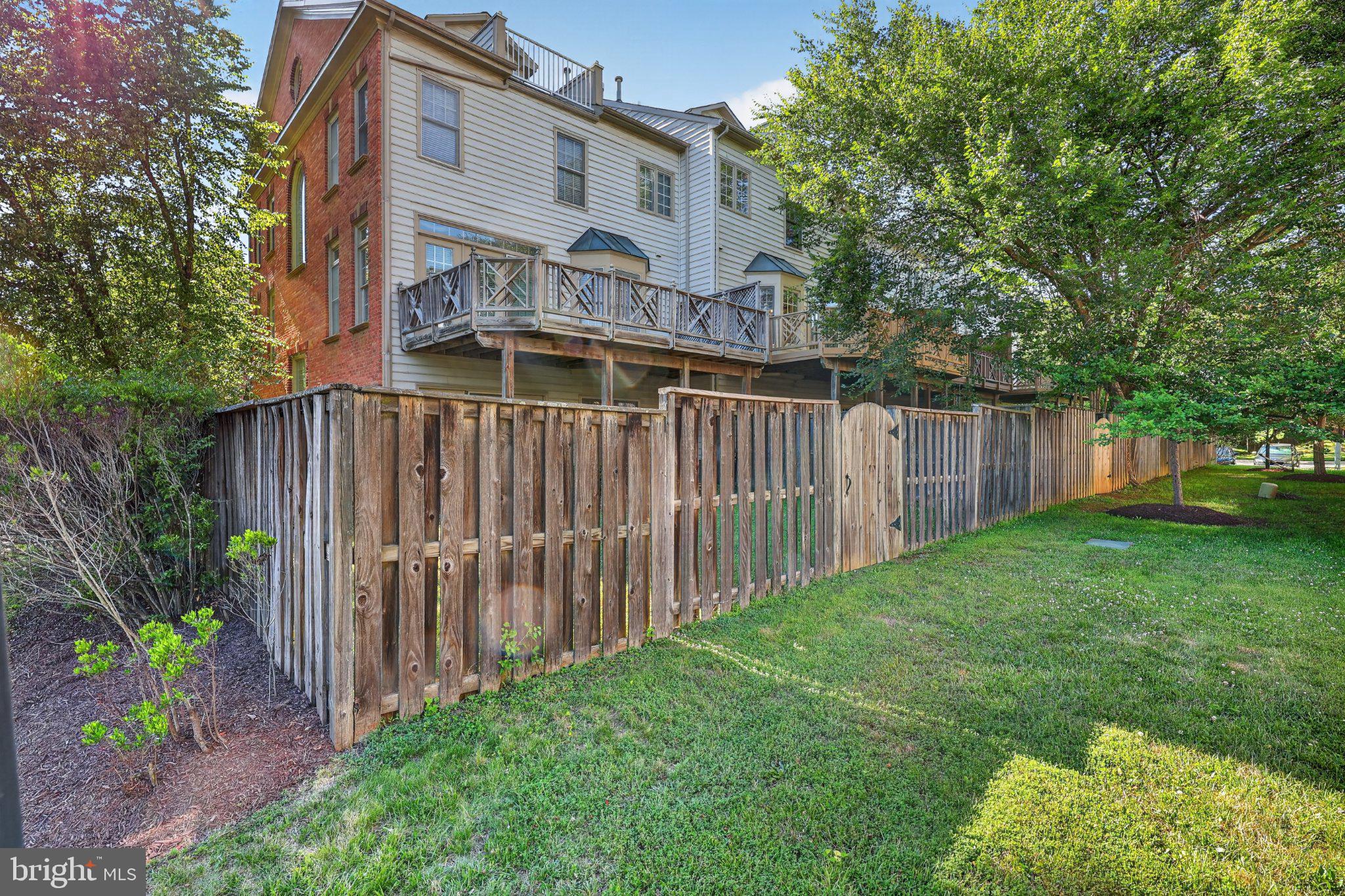 POTOMAC GLEN - Residential