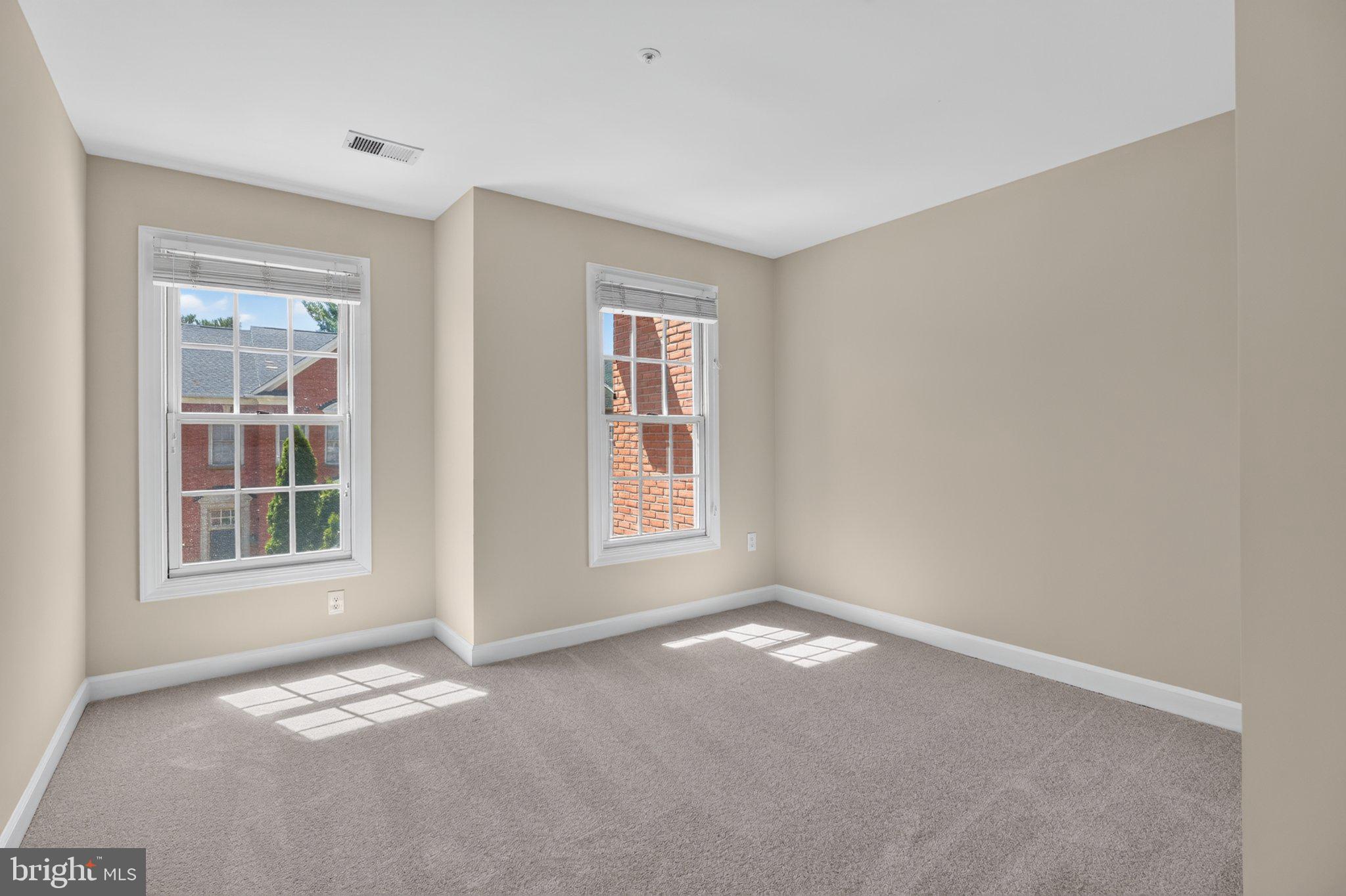 POTOMAC GLEN - Residential