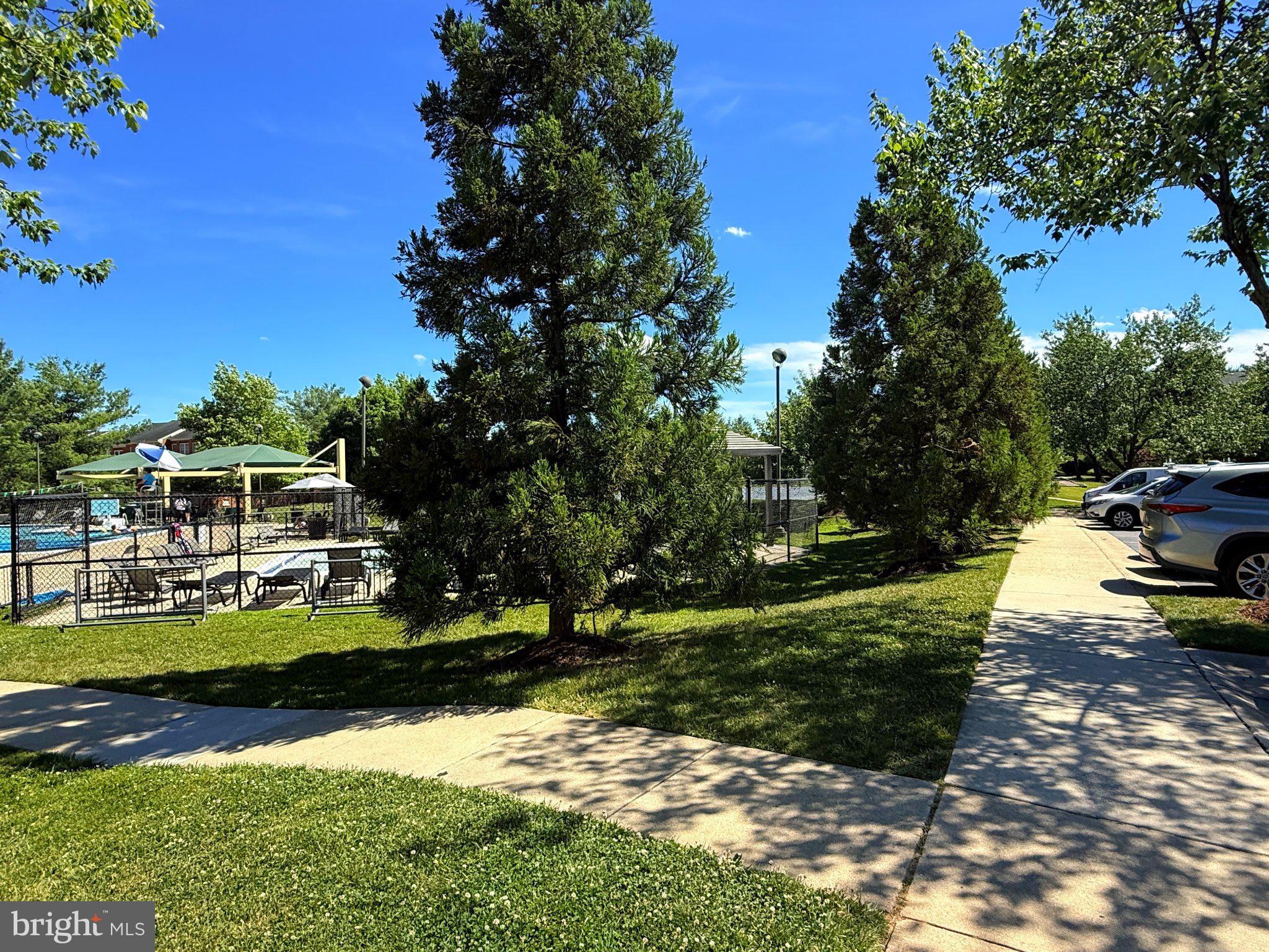 POTOMAC GLEN - Residential