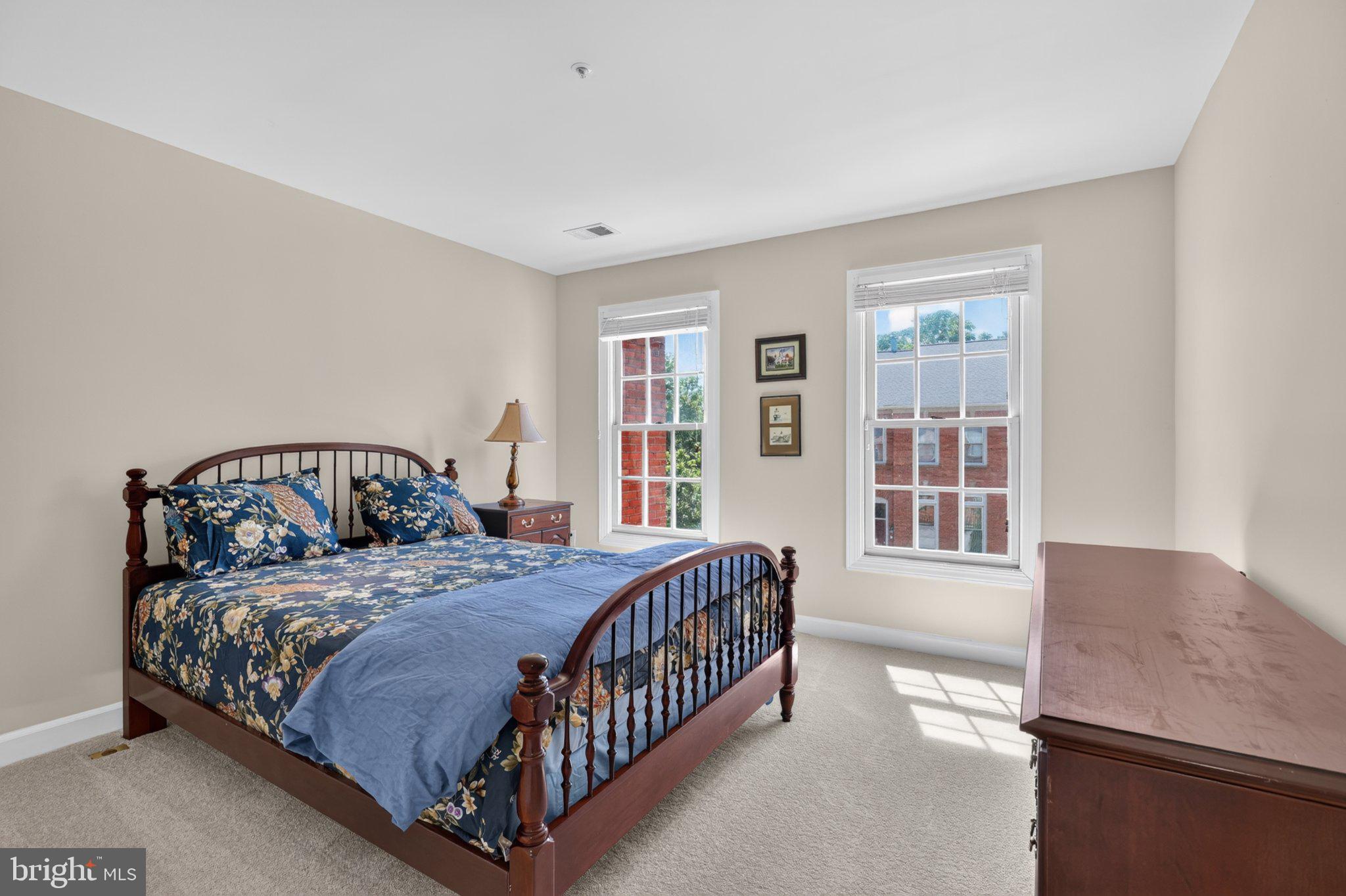 POTOMAC GLEN - Residential
