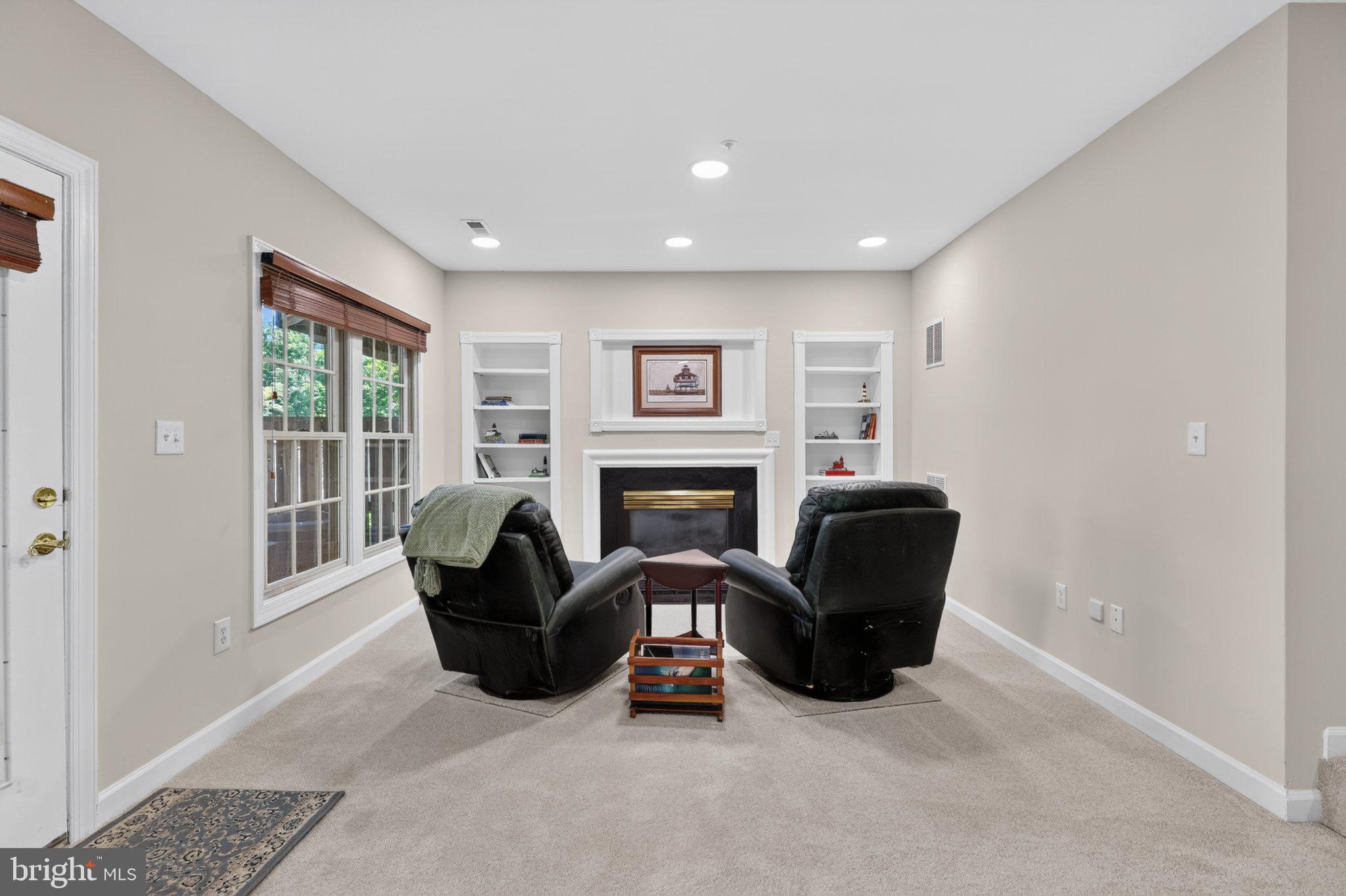 POTOMAC GLEN - Residential