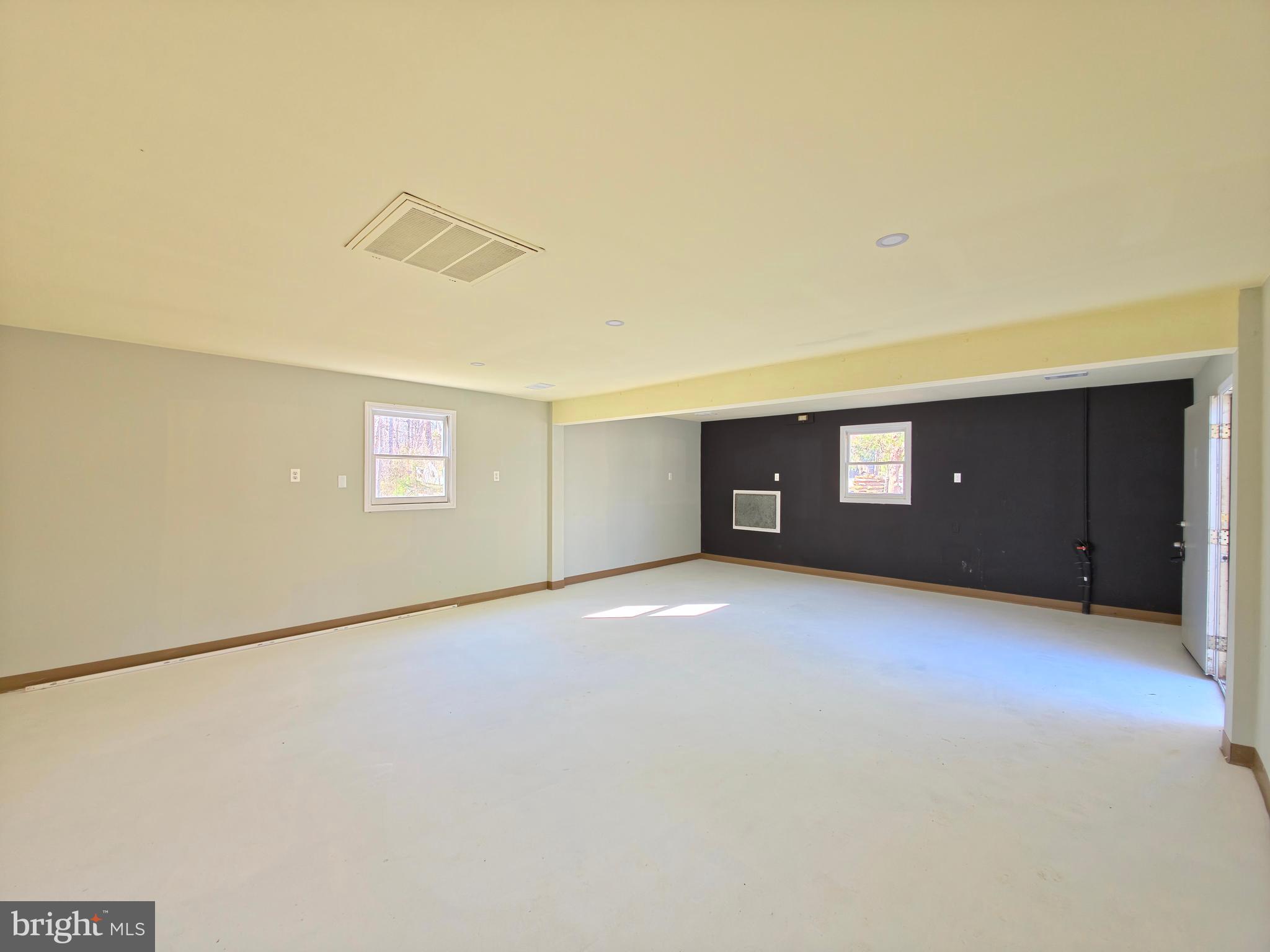 BENSVILLE - Residential