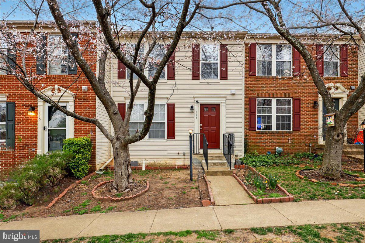 Welcome to this beautifully maintained 3-level townhome in the sought-after Stratford community of Leesburg. This home offers 4 spacious bedrooms, 3.5 bathrooms, and a fully finished walk-out basement that adds even more living space. The main level features a bright sunroom, separate living and dining rooms, and a cozy breakfast area in the kitchen, perfect for both everyday living and entertaining. Upstairs, the master bedroom offers a luxurious bath, while the finished basement boasts a large rec room, an additional bedroom, a den, and a laundry room. Outside, you'll find a lovely deck off the kitchen and a large rear patio with a fenced backyard, ideal for relaxation and gatherings. Additional highlights include hardwood floors in the foyer, kitchen, sunroom, and main-level family room, along with a 3-level bump-out for extra space. Conveniently located near schools, shopping, Route 7, Route 15, and the Dulles Greenway, this home offers the perfect blend of comfort, style, and location.