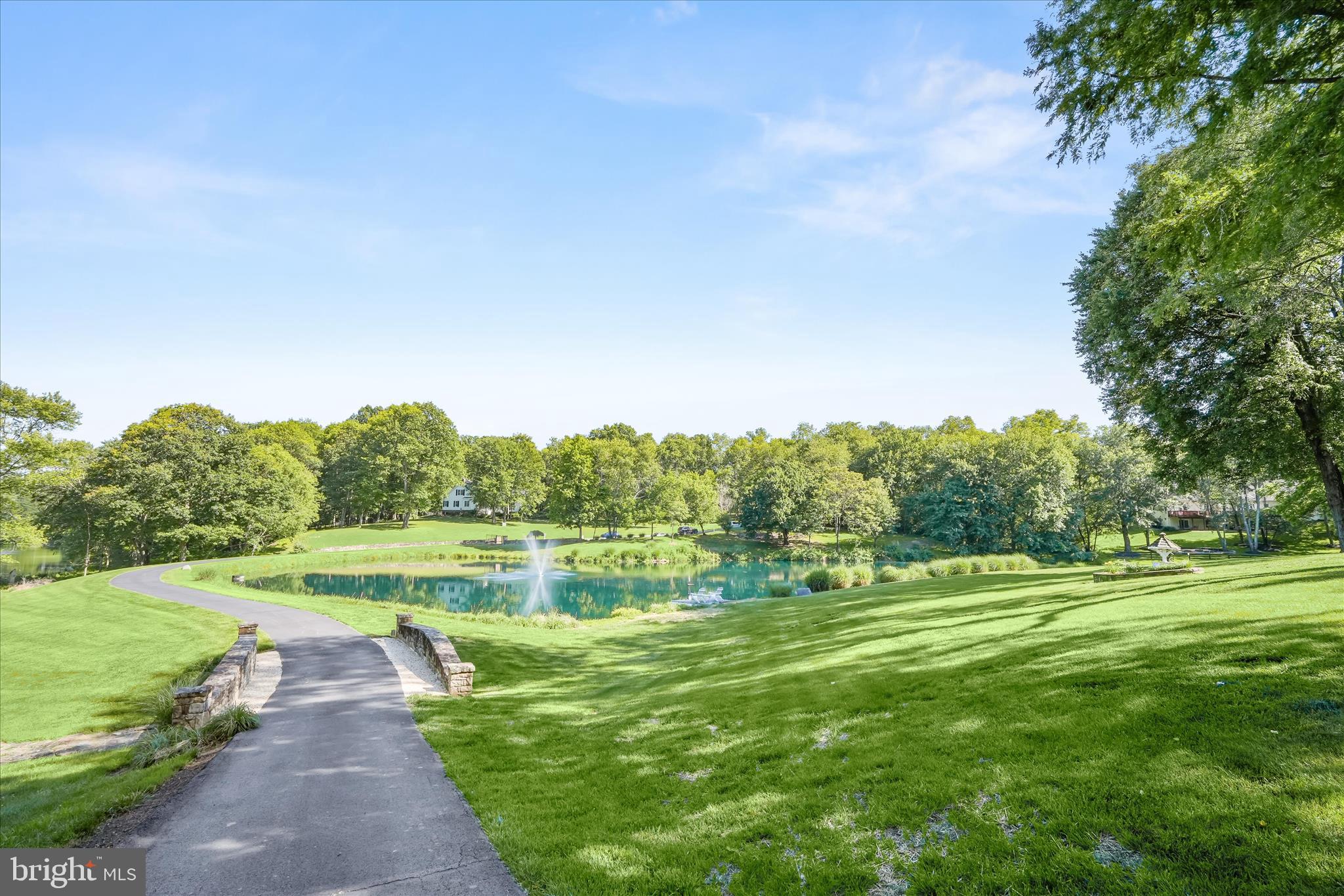 ASHLEY SPRINGS - Residential