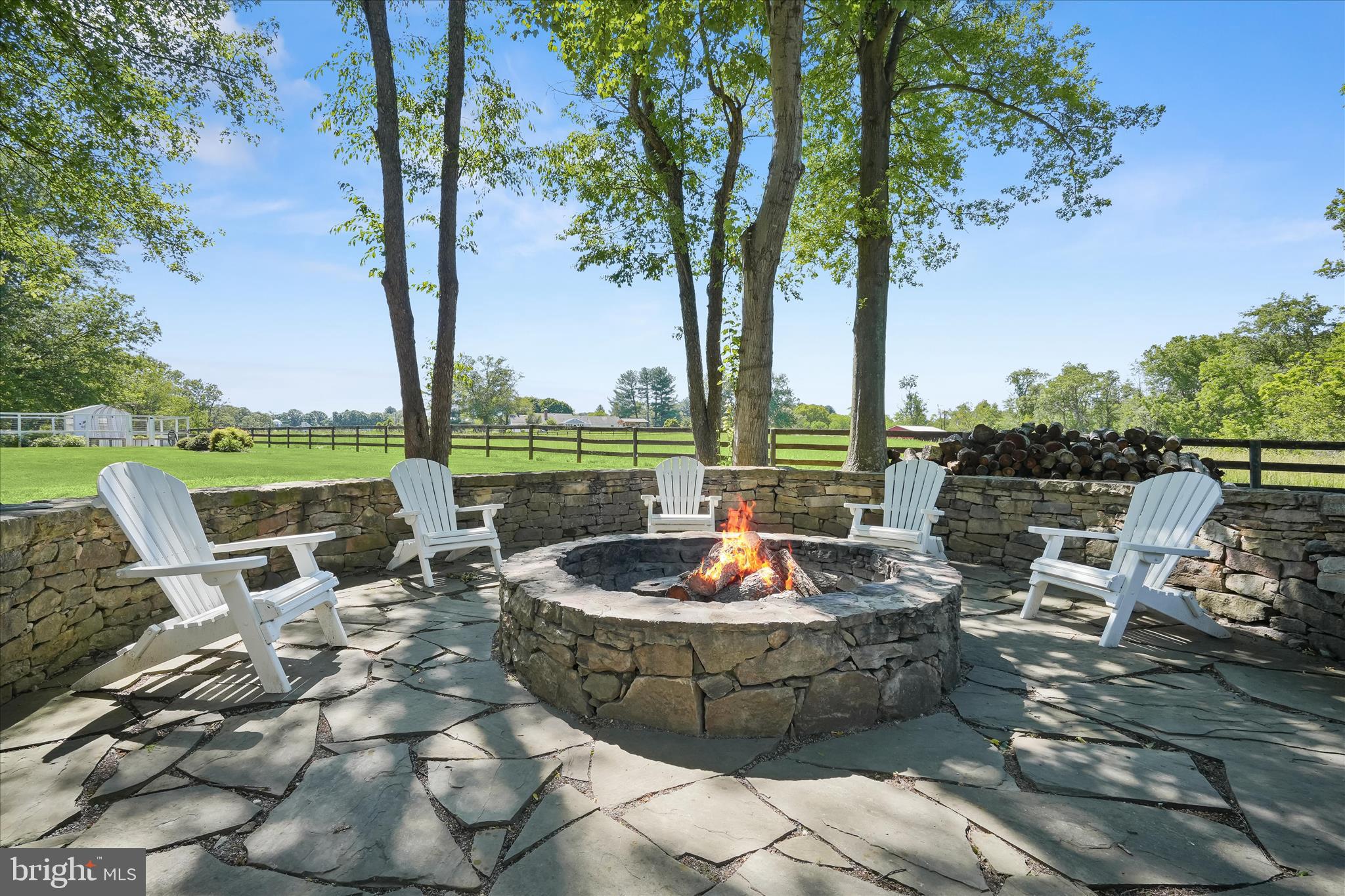 ASHLEY SPRINGS - Residential