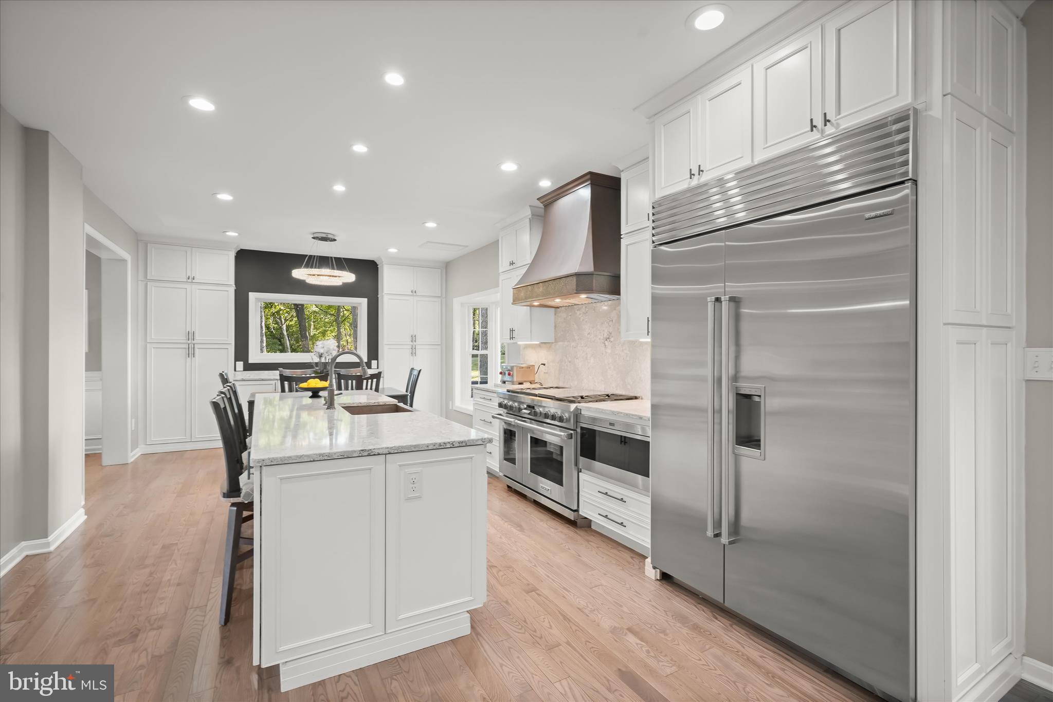 ASHLEY SPRINGS - Residential