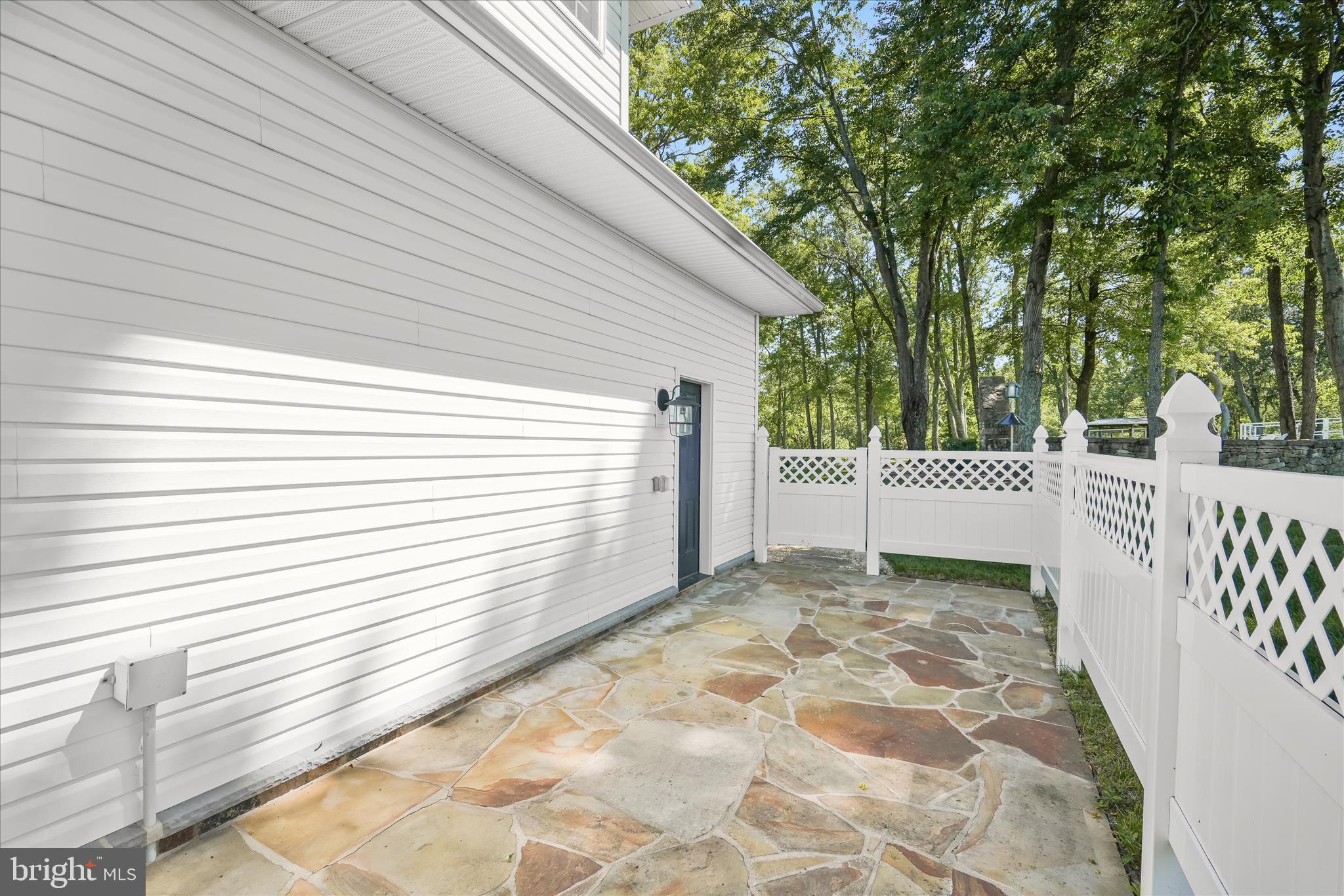 ASHLEY SPRINGS - Residential