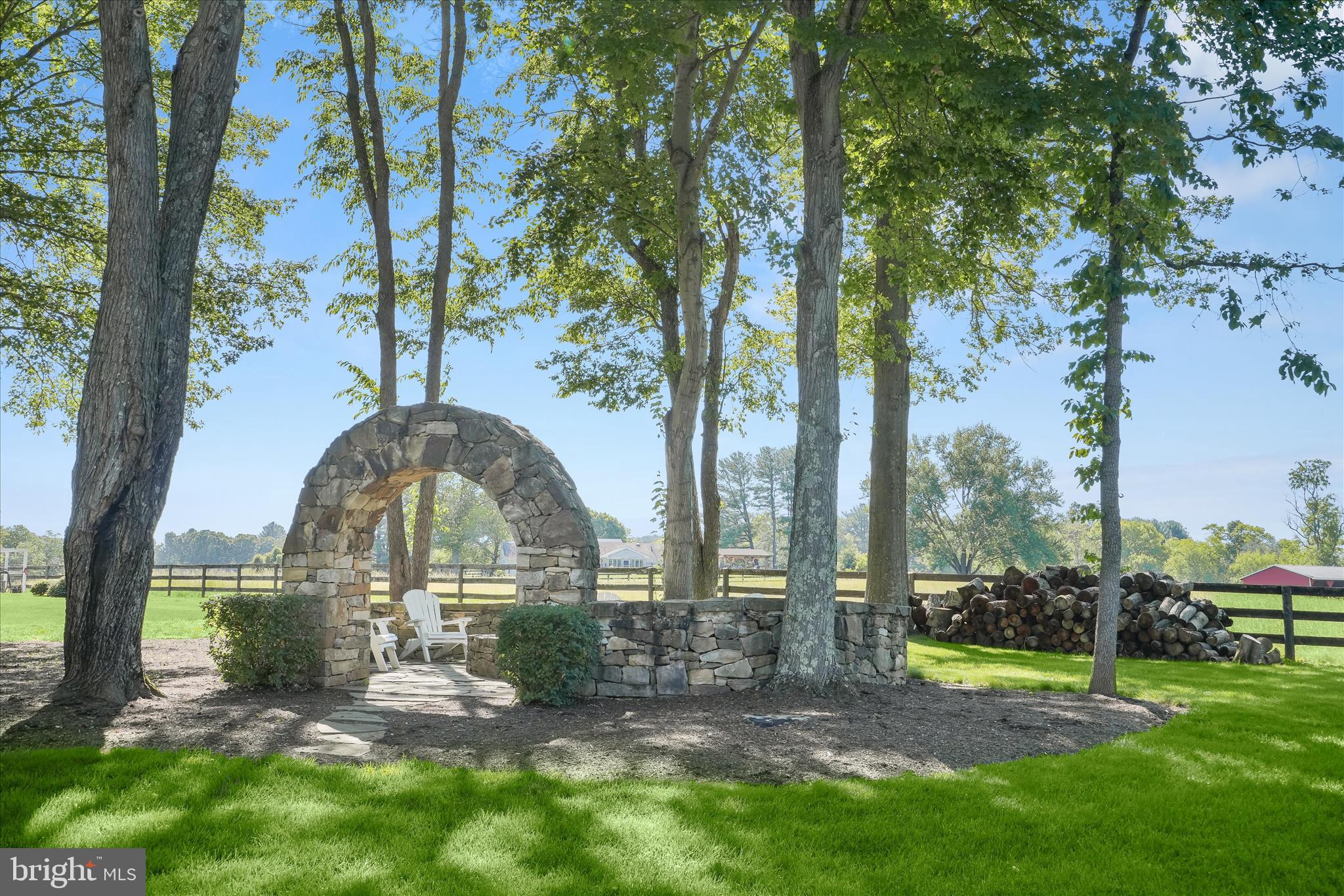 ASHLEY SPRINGS - Residential