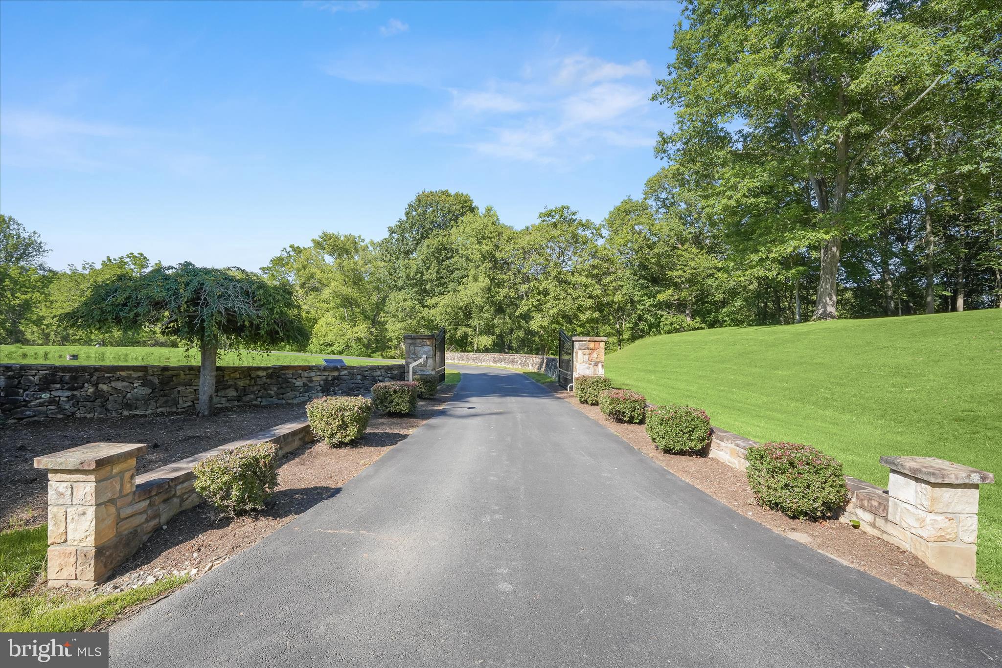 ASHLEY SPRINGS - Residential