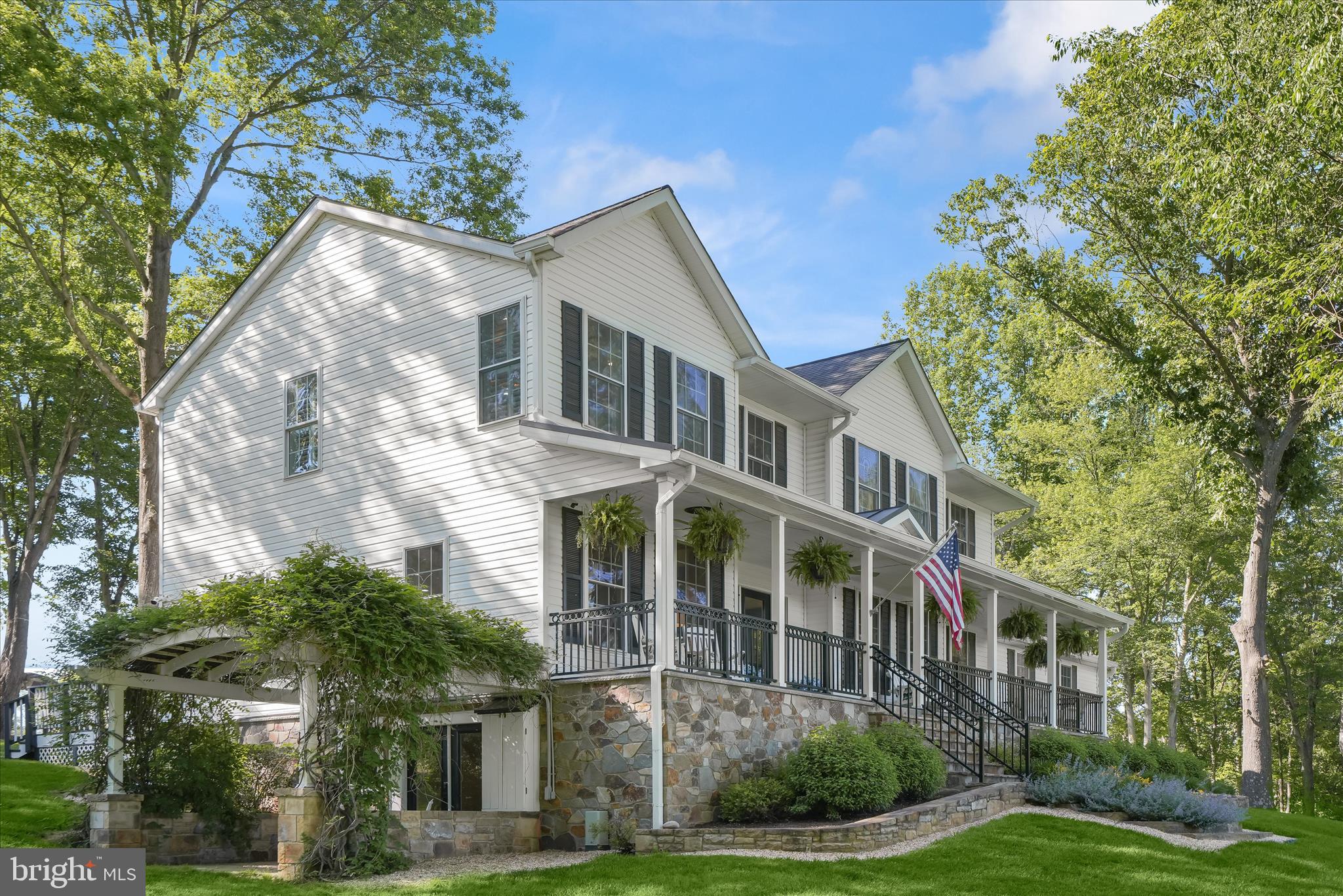 ASHLEY SPRINGS - Residential