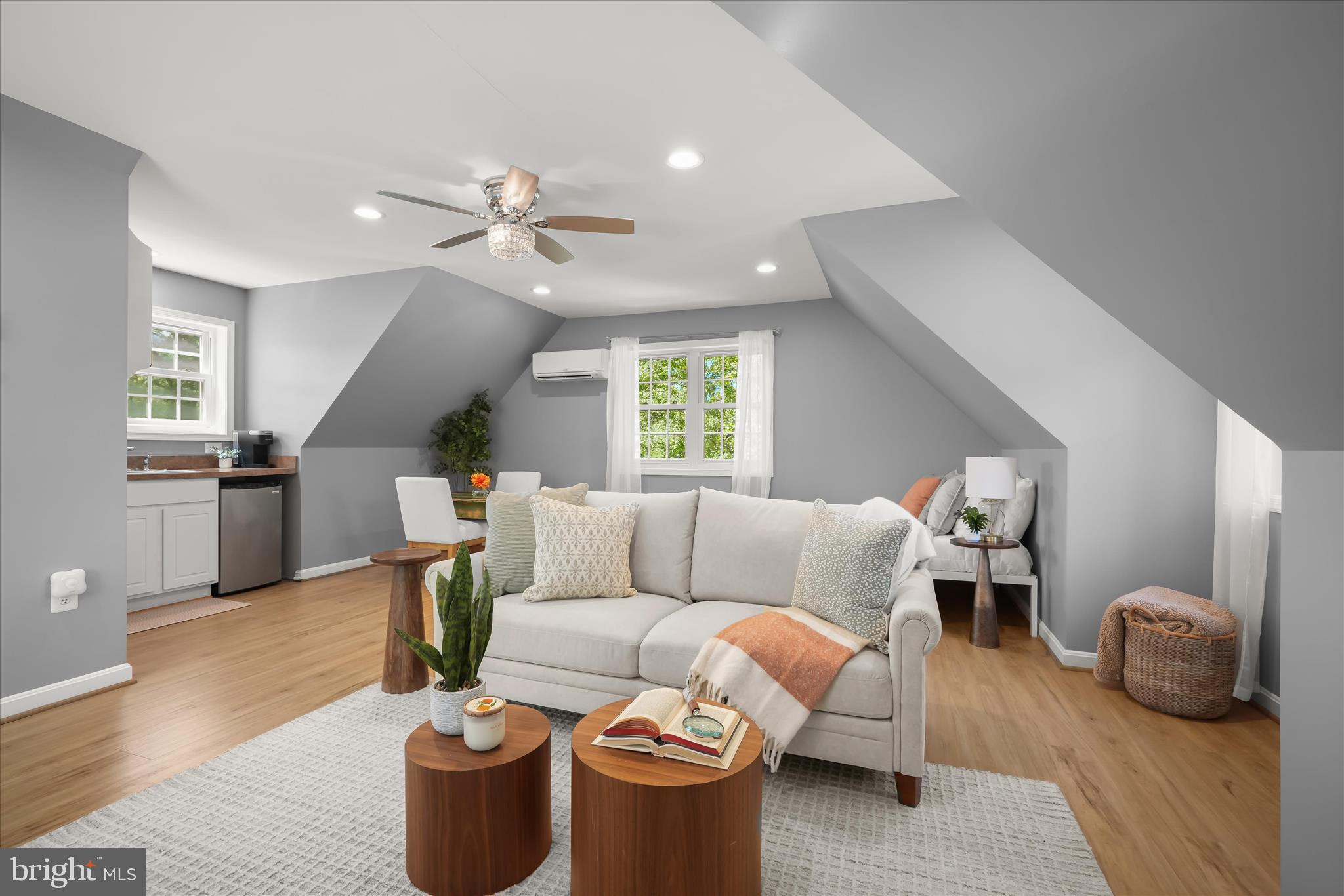 ASHLEY SPRINGS - Residential
