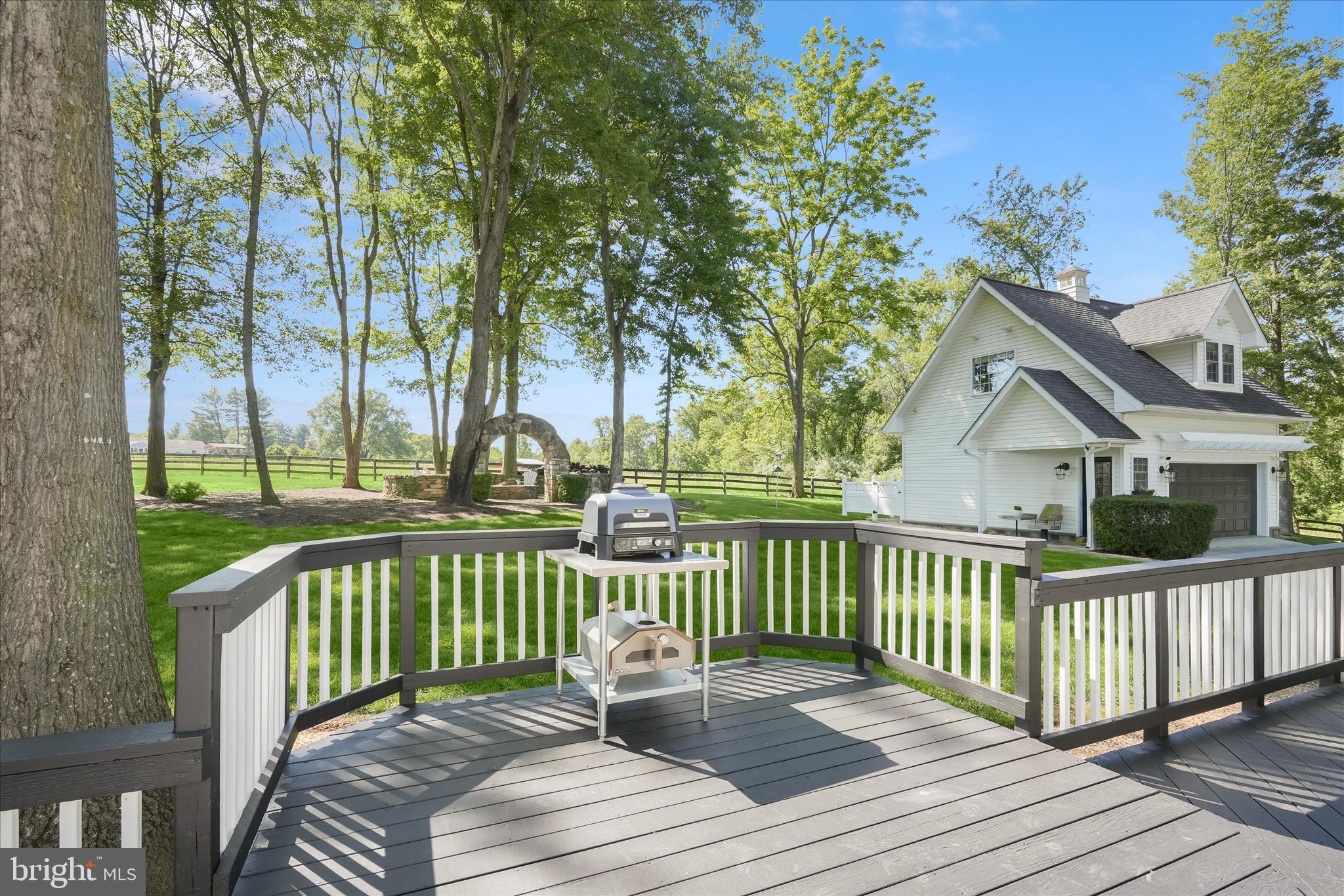 ASHLEY SPRINGS - Residential