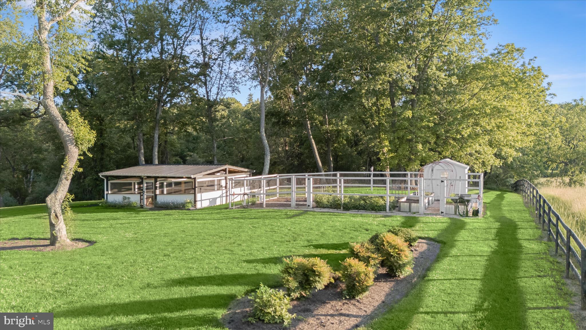 ASHLEY SPRINGS - Residential