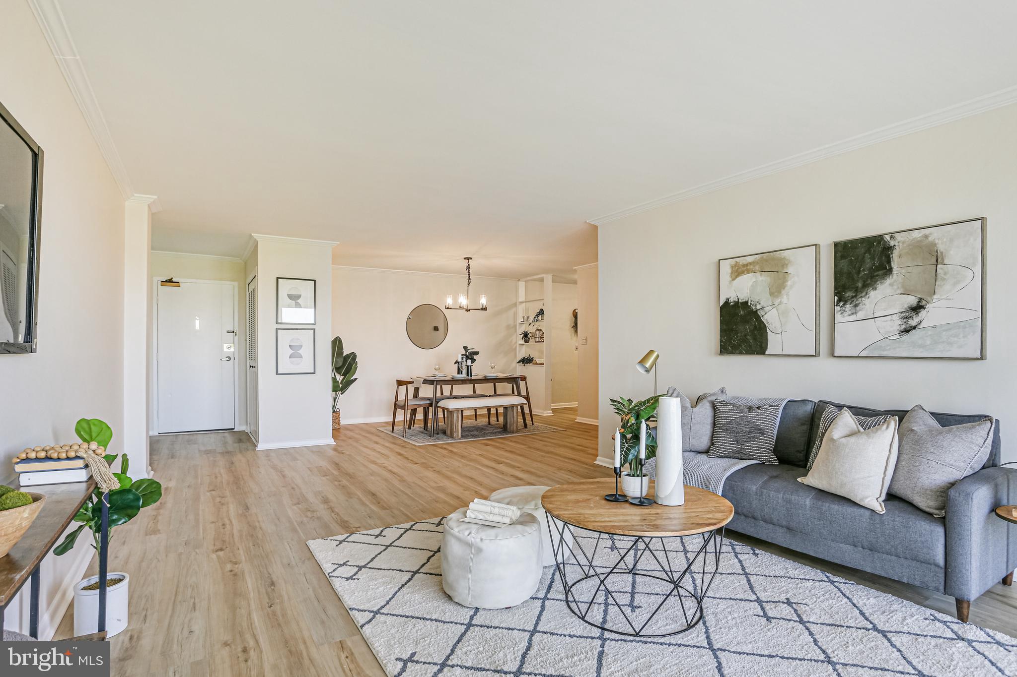WHITEHALL - Residential