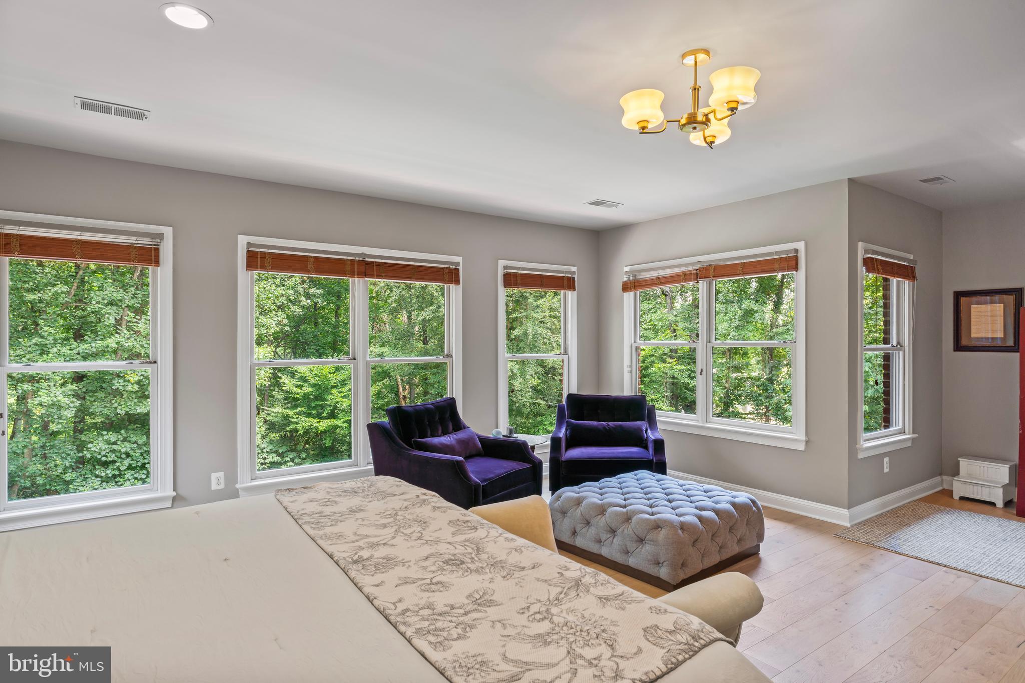 BEACON HILL - Residential