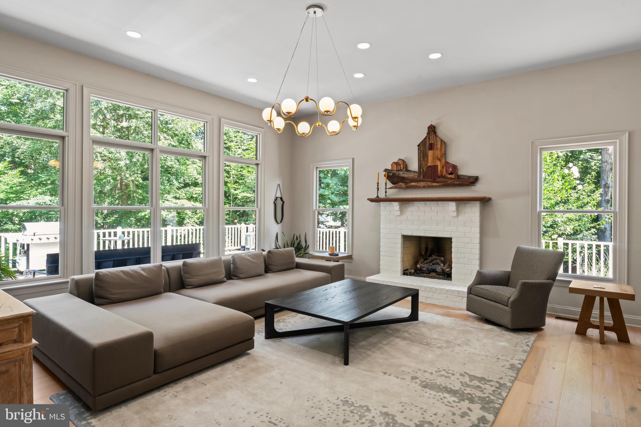 BEACON HILL - Residential