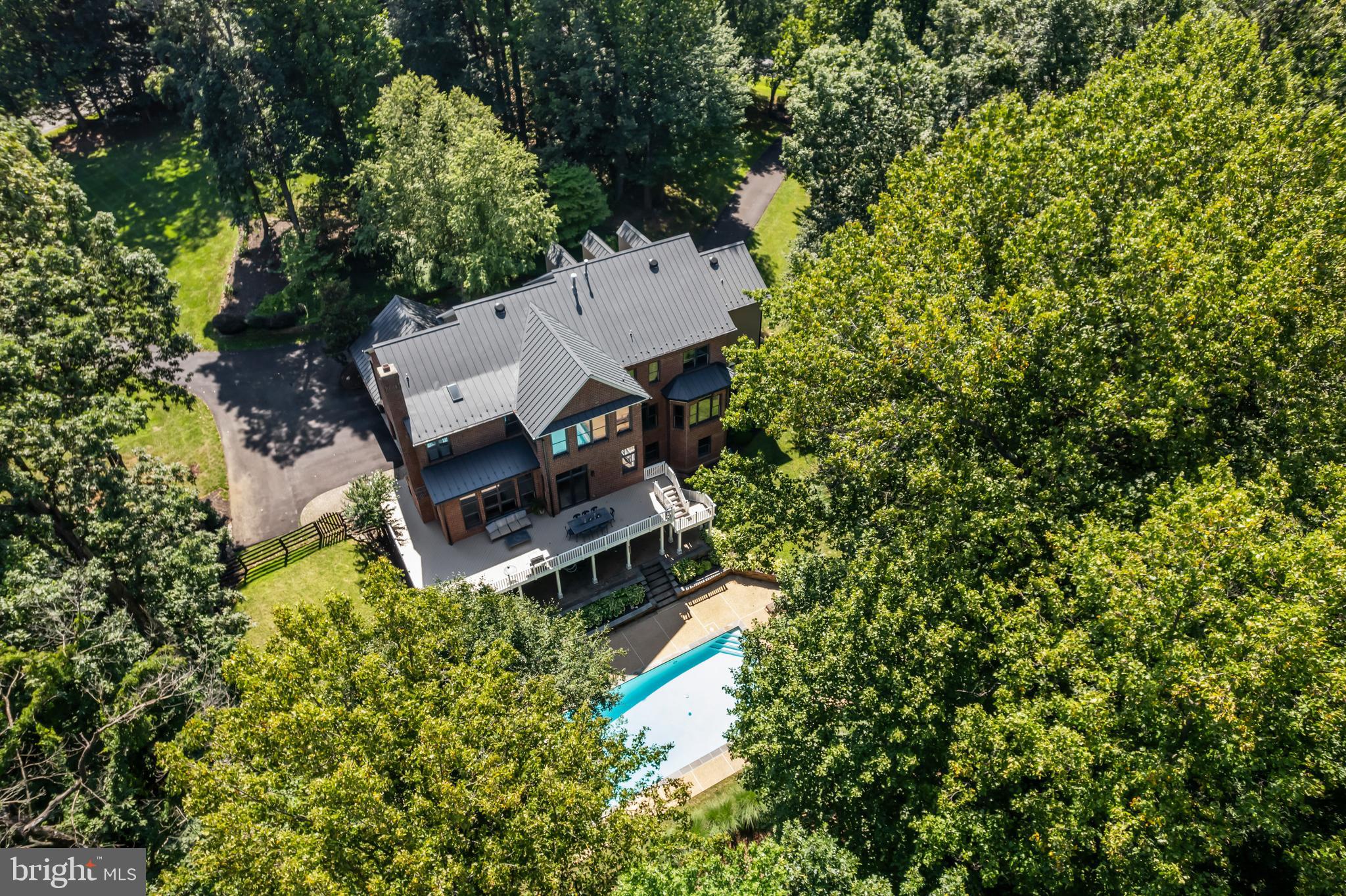 BEACON HILL - Residential