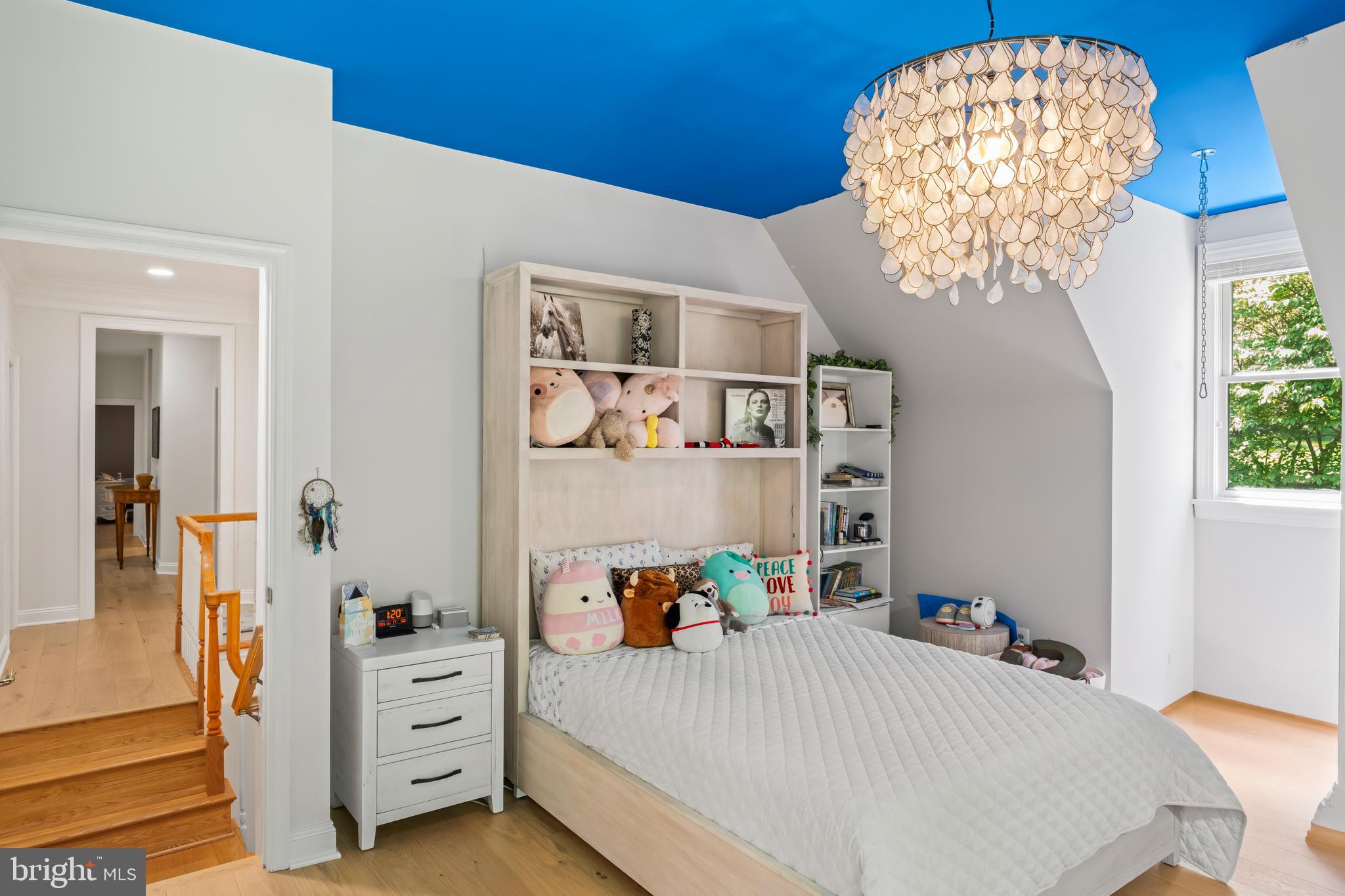 BEACON HILL - Residential