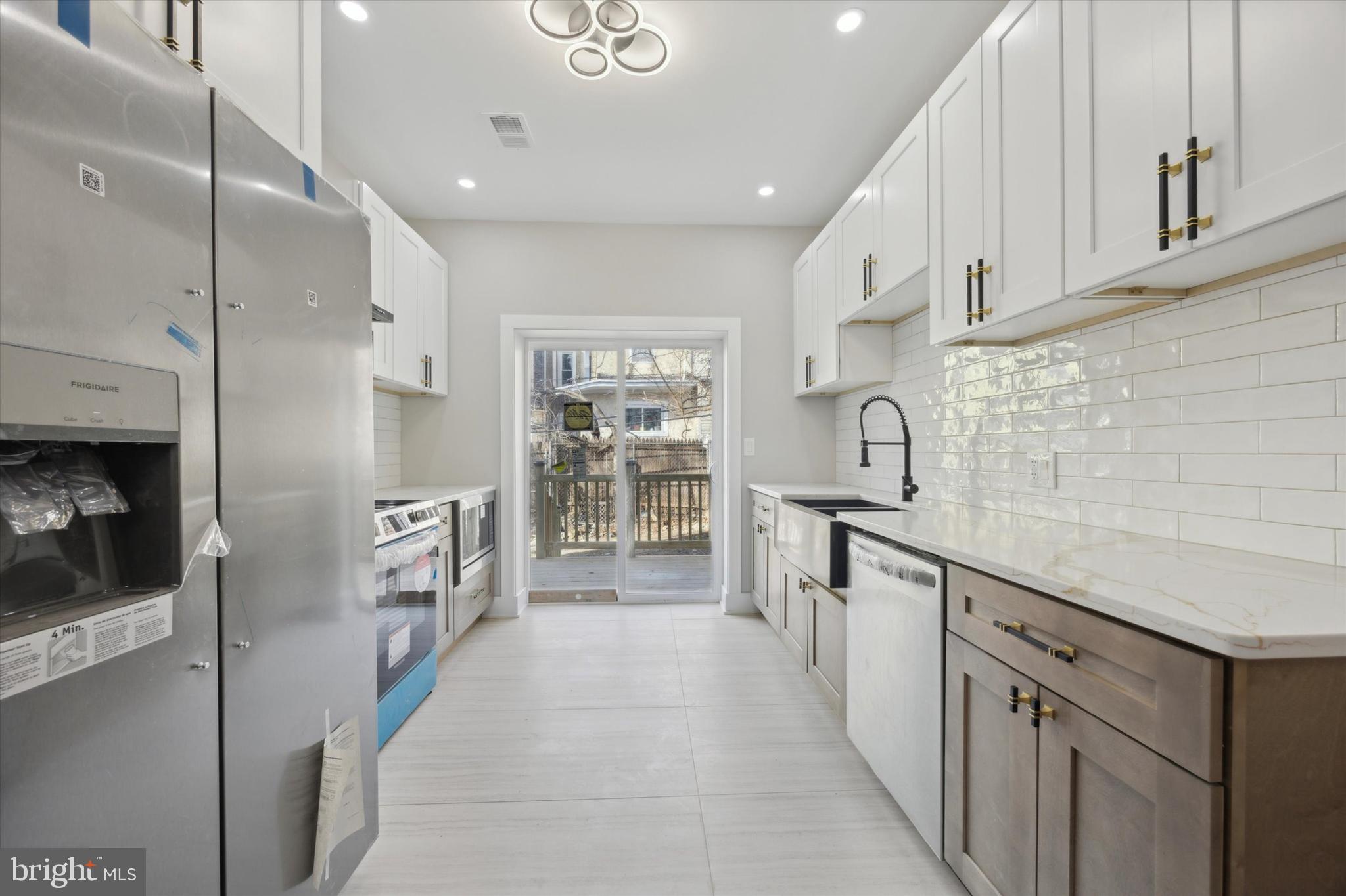 ALLEGHENY WEST - Residential