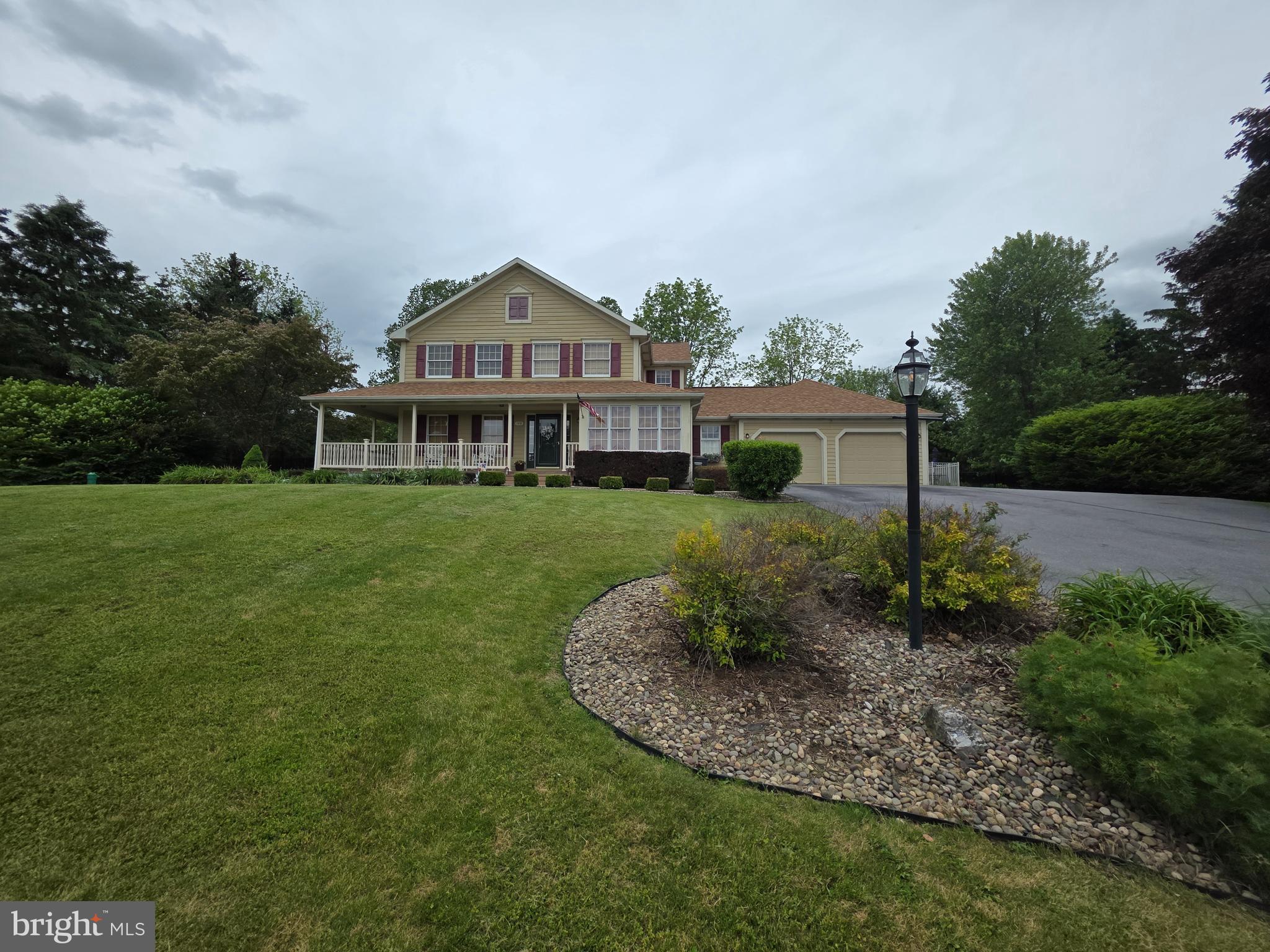 GRAYCAIRN - Residential