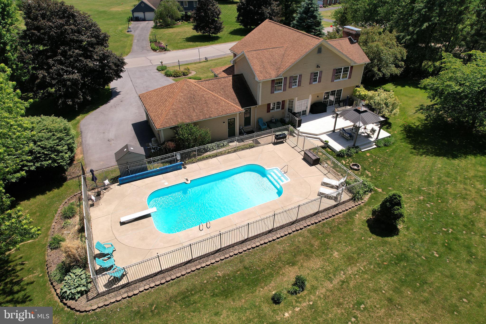 GRAYCAIRN - Residential