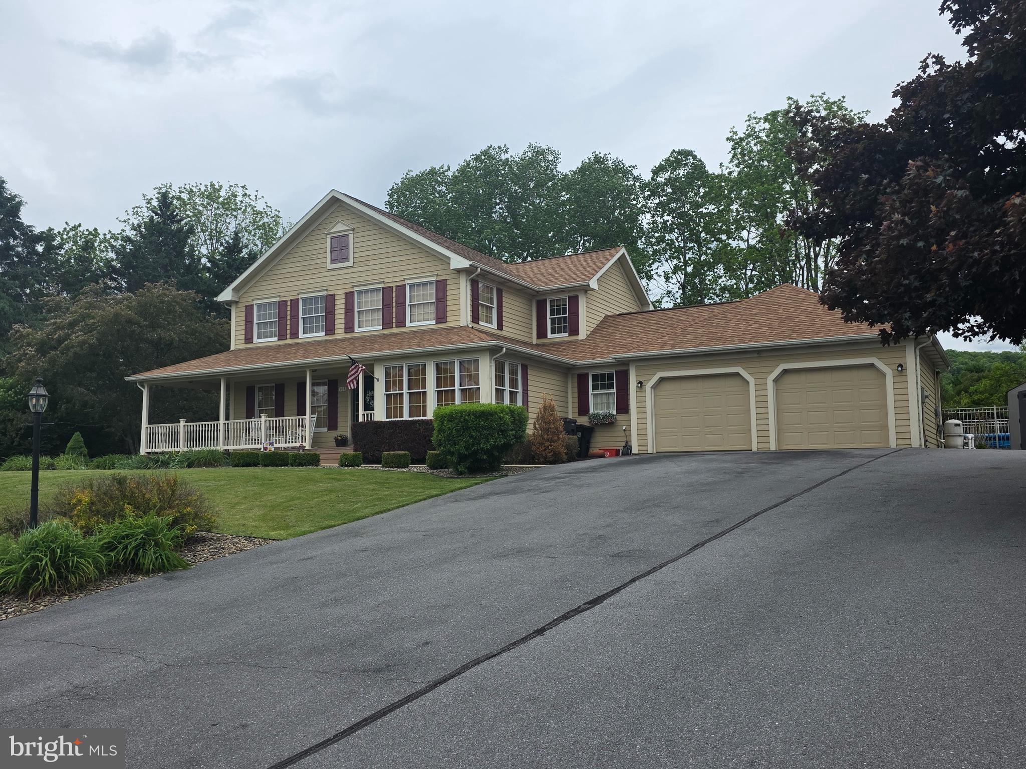 GRAYCAIRN - Residential