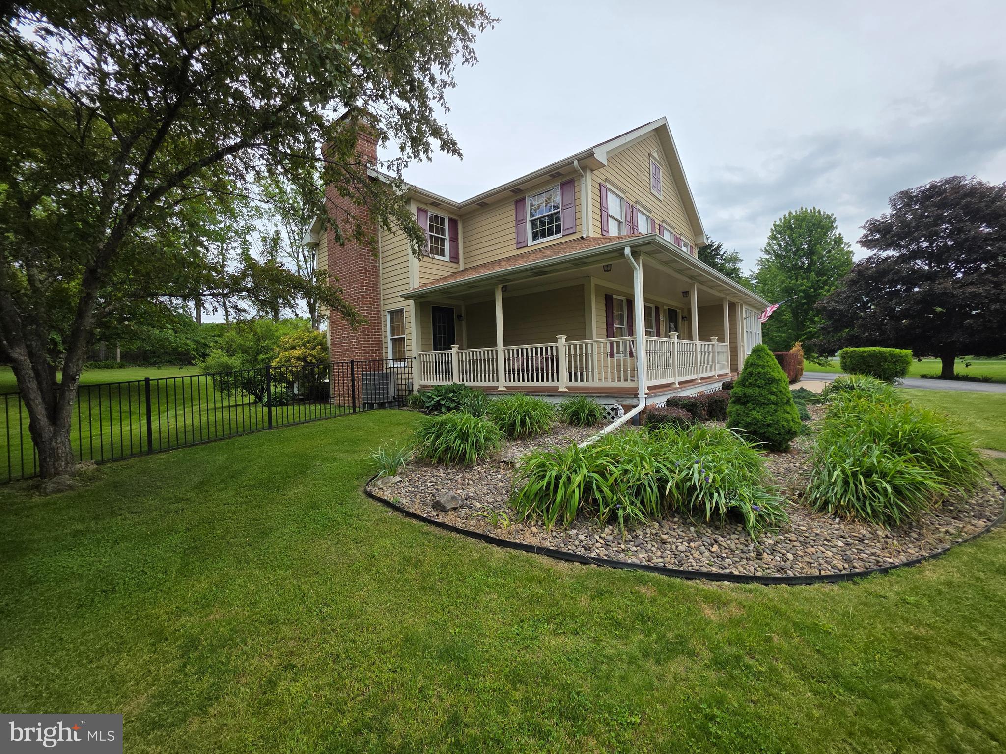 GRAYCAIRN - Residential