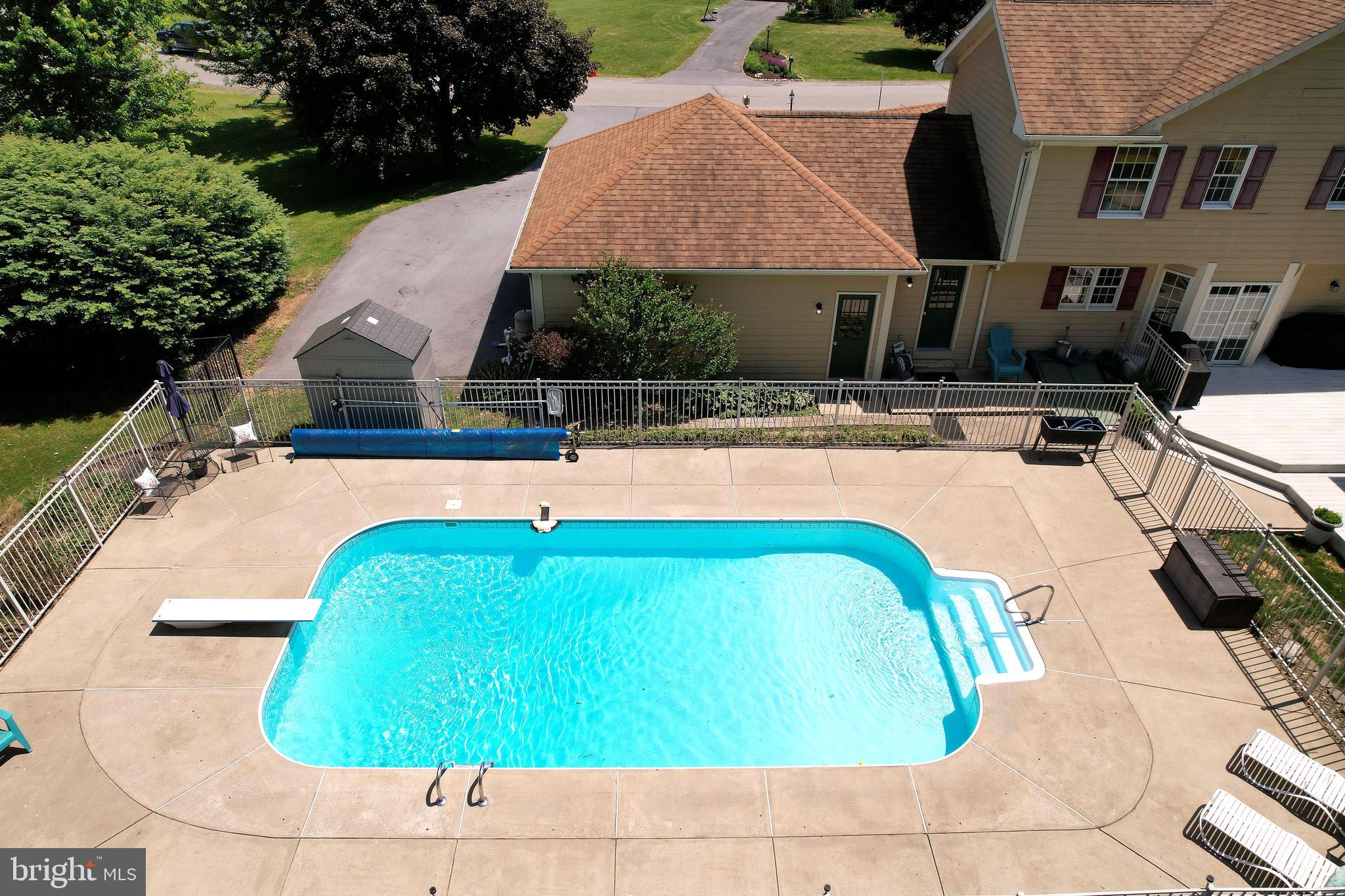GRAYCAIRN - Residential