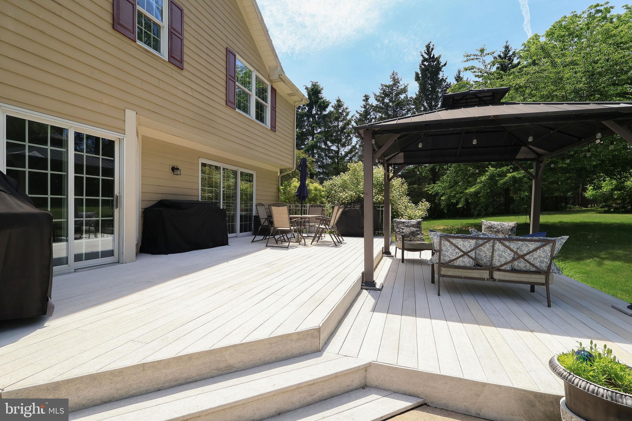 GRAYCAIRN - Residential