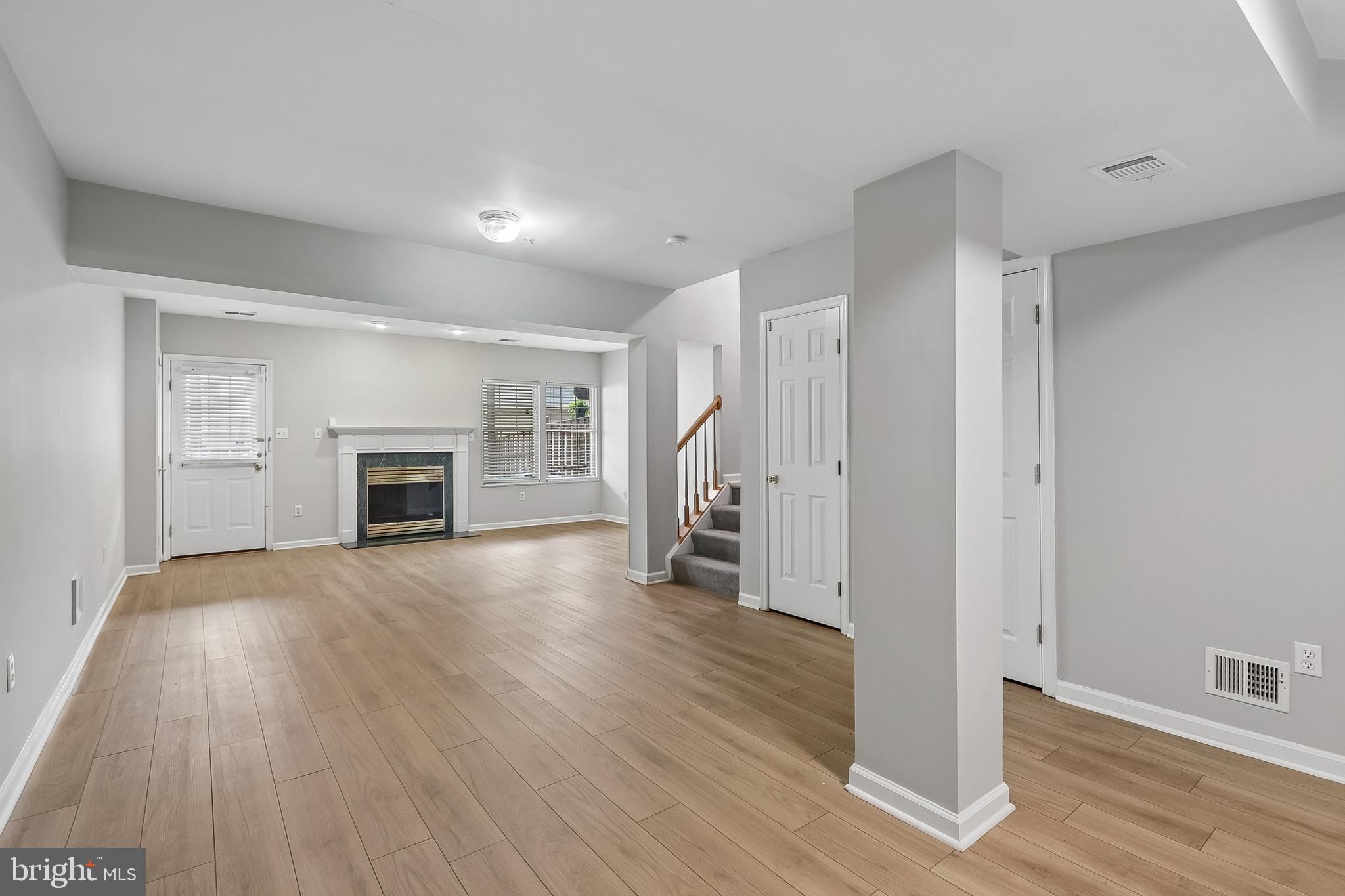 CLOPPERS MILL - Residential