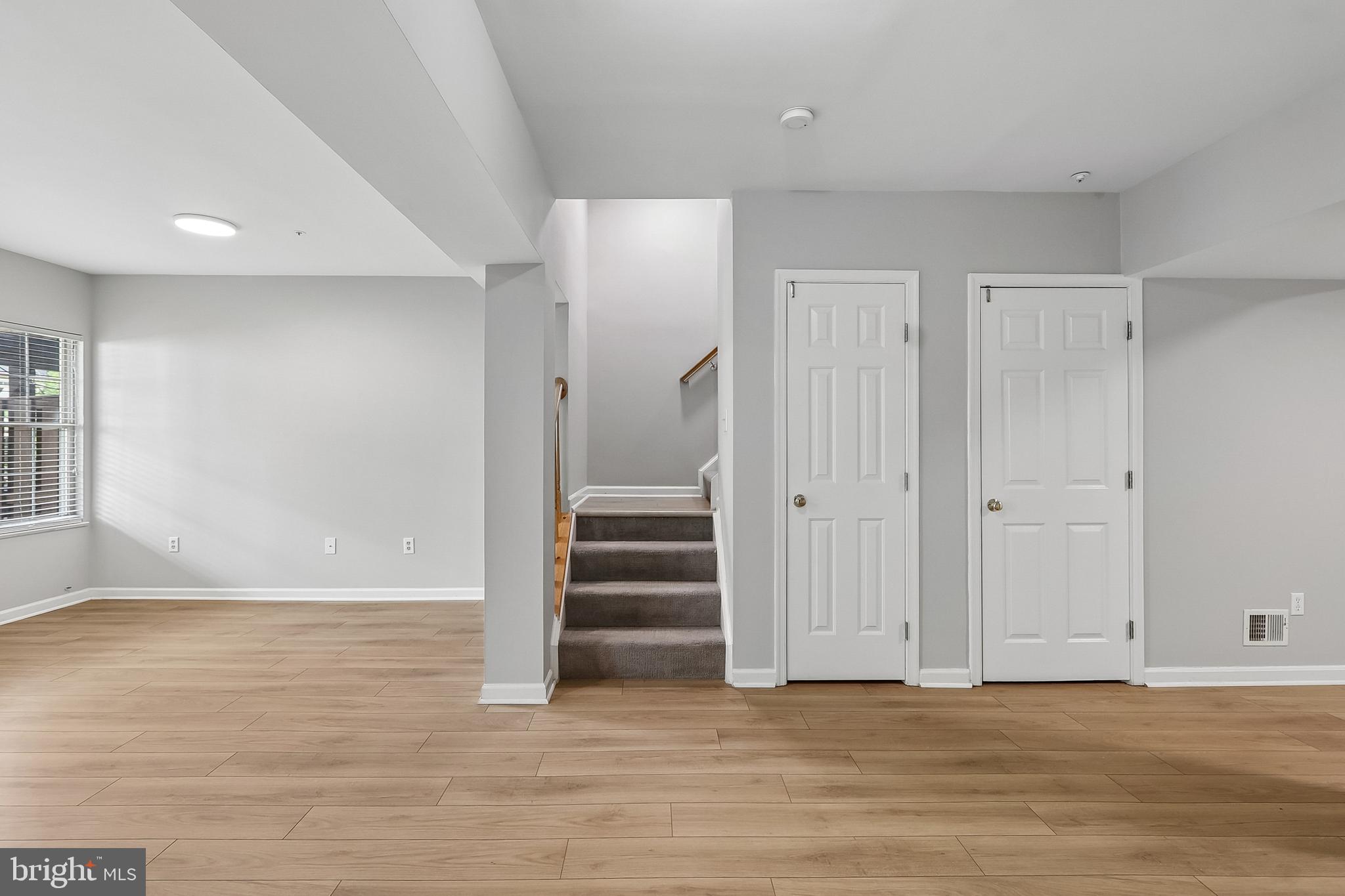CLOPPERS MILL - Residential