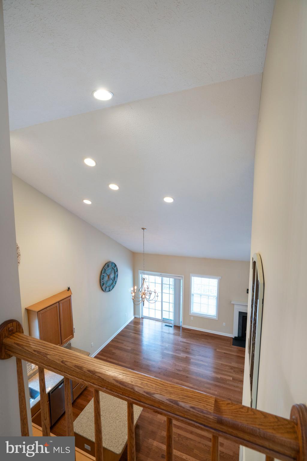 VILLAGE AT PENN STATE - TRADITION POINT - Residential