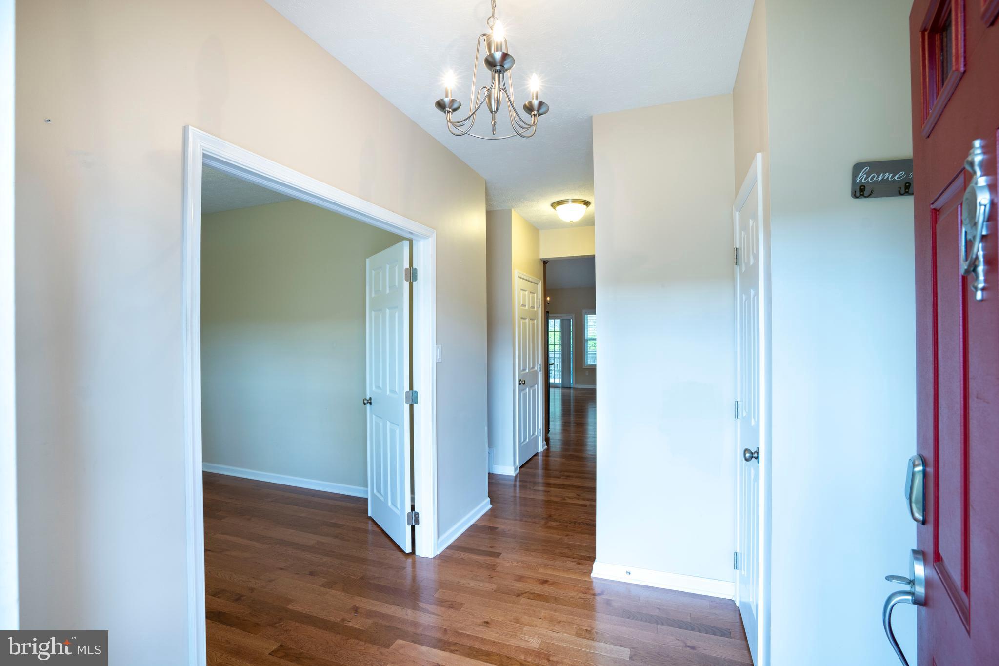 VILLAGE AT PENN STATE - TRADITION POINT - Residential