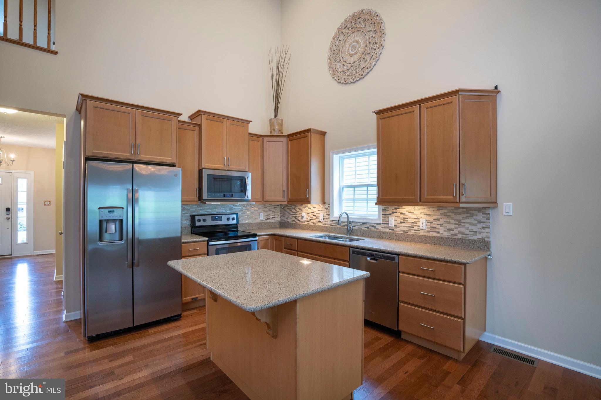 VILLAGE AT PENN STATE - TRADITION POINT - Residential