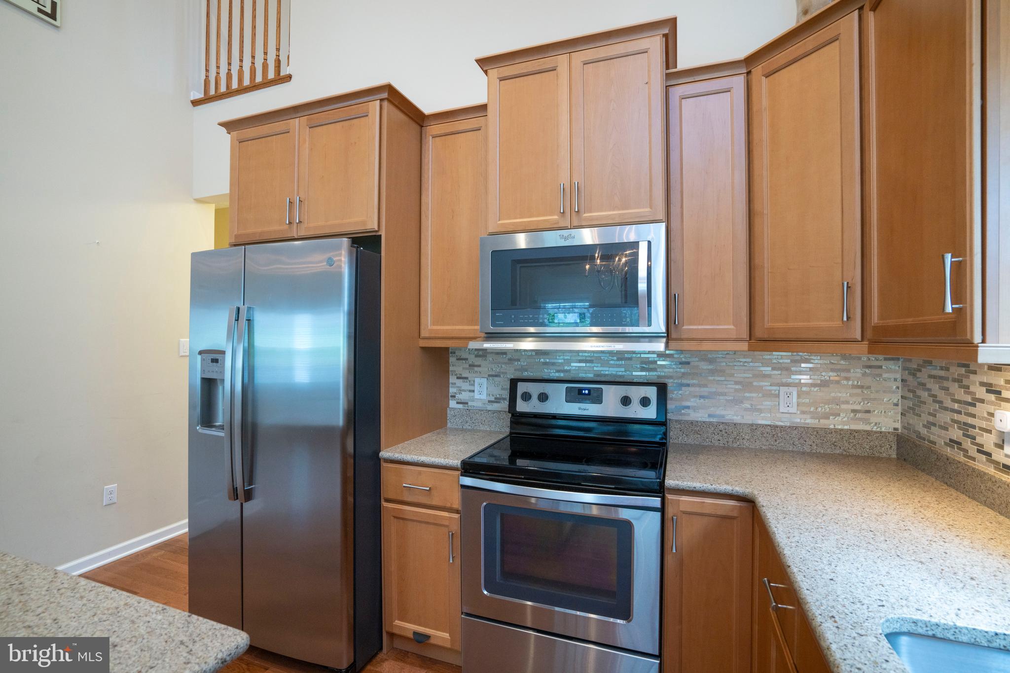 VILLAGE AT PENN STATE - TRADITION POINT - Residential