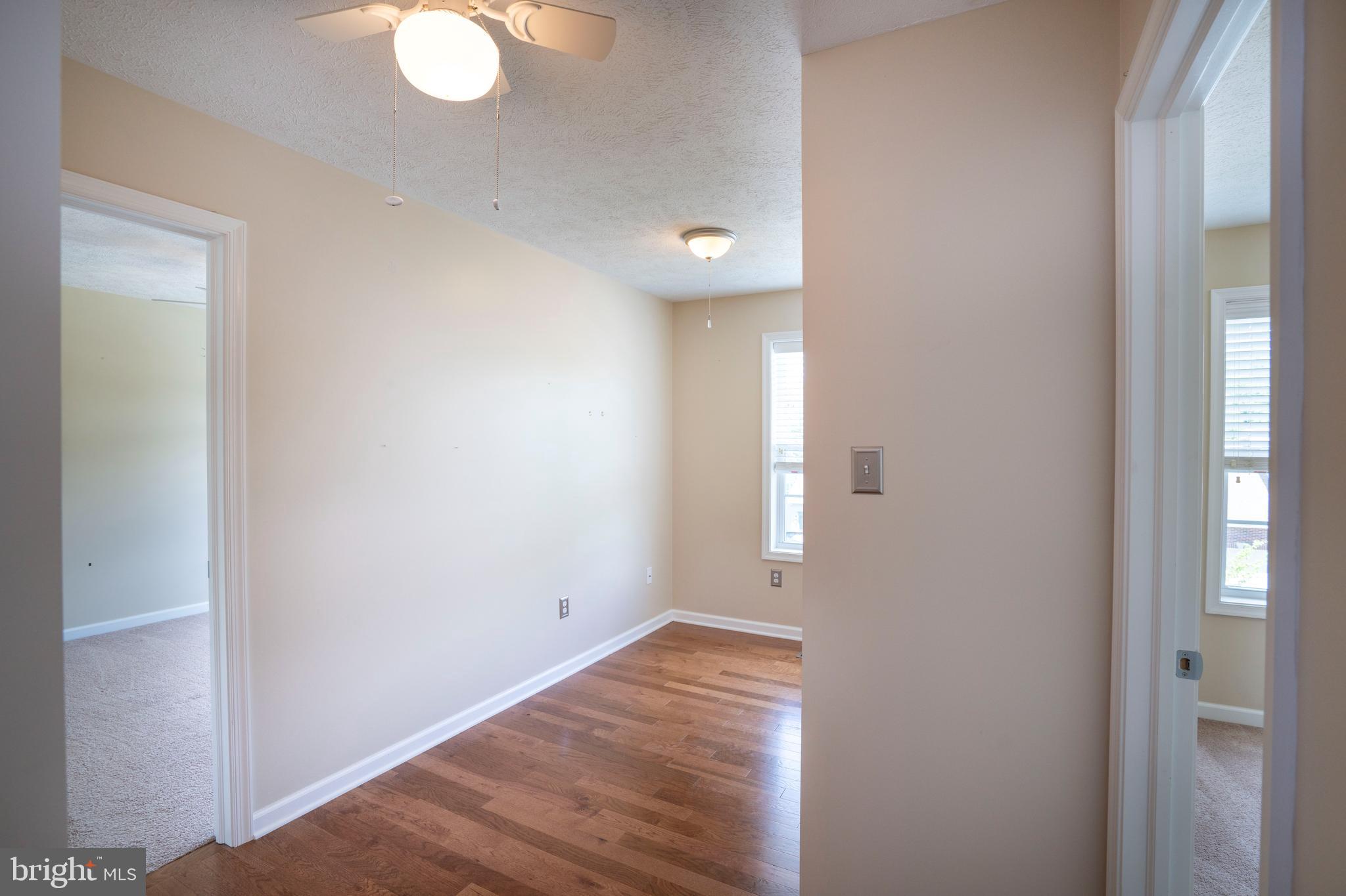 VILLAGE AT PENN STATE - TRADITION POINT - Residential