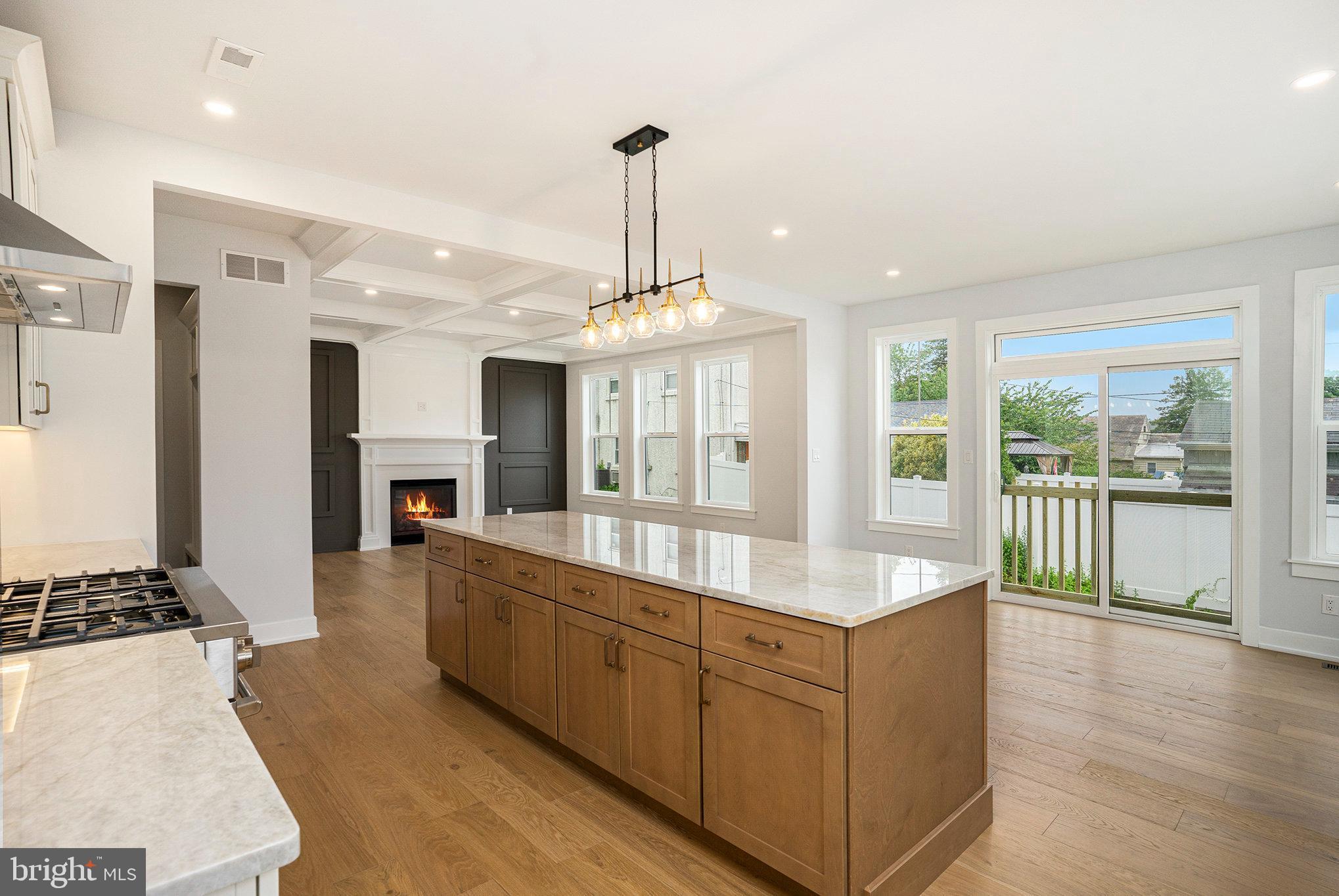 PLYMOUTH VALLEY - Residential