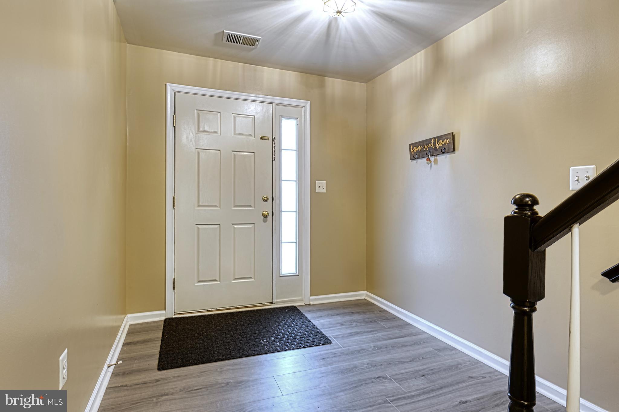 ASHBURN VILLAGE - Residential