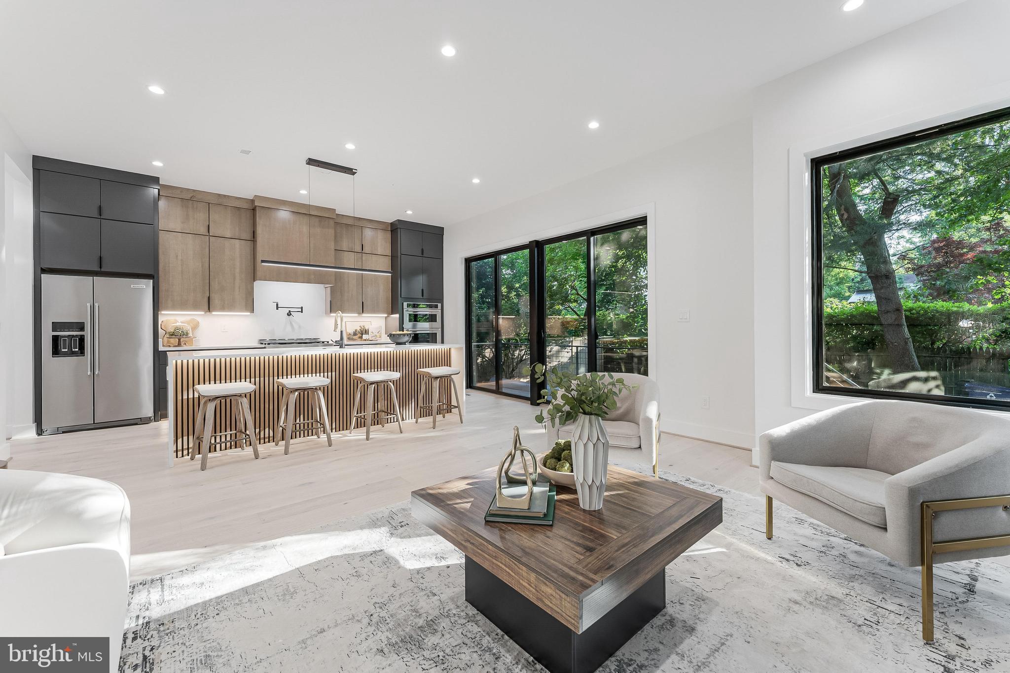 SUMMIT VEITCH - Residential