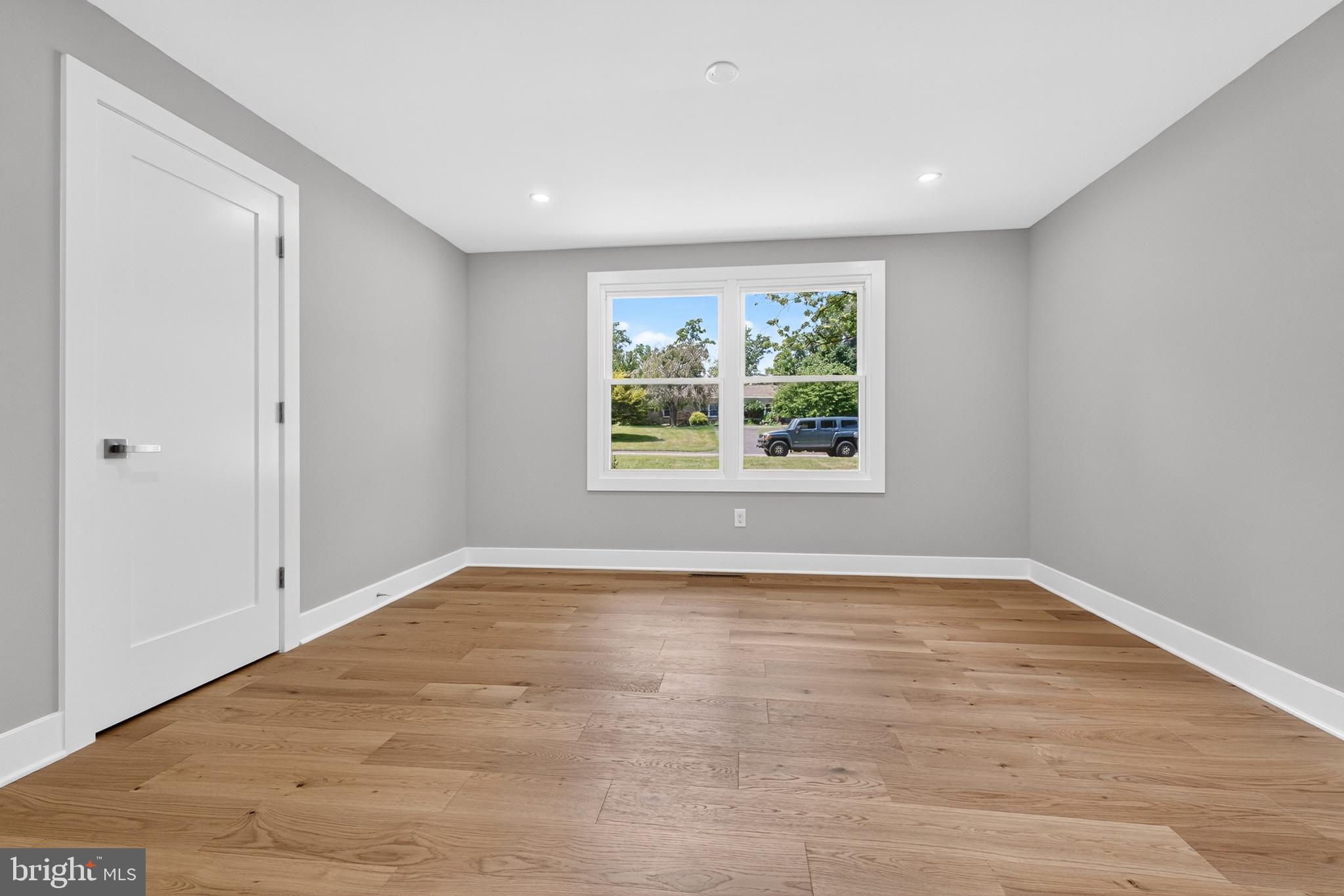 HAMPTON - Residential