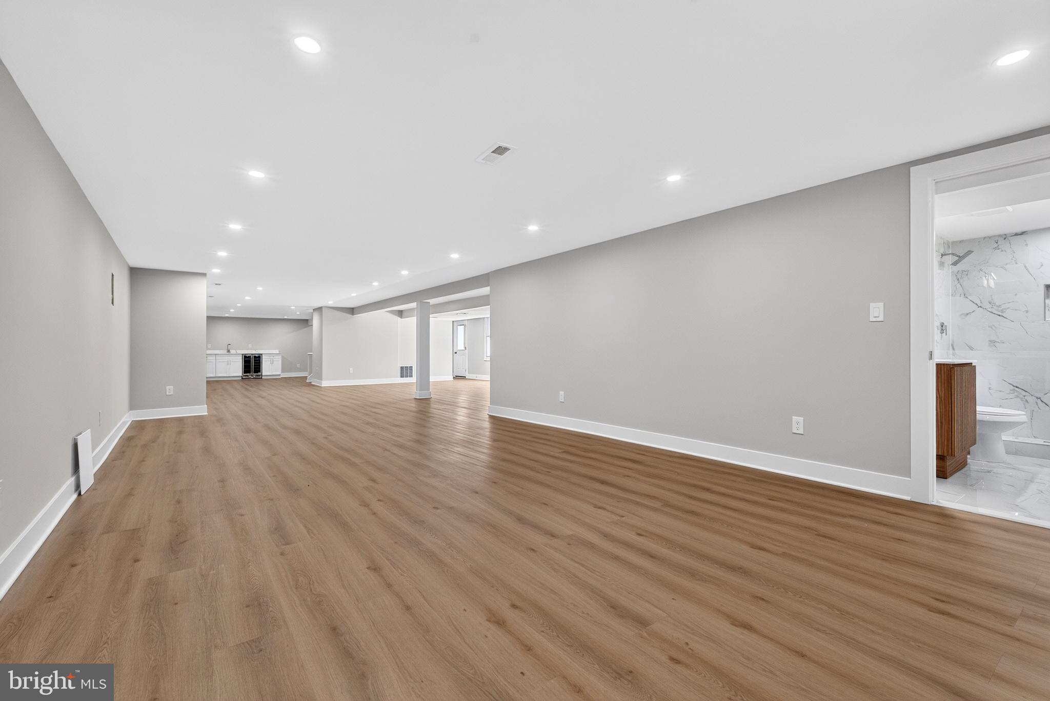 HAMPTON - Residential