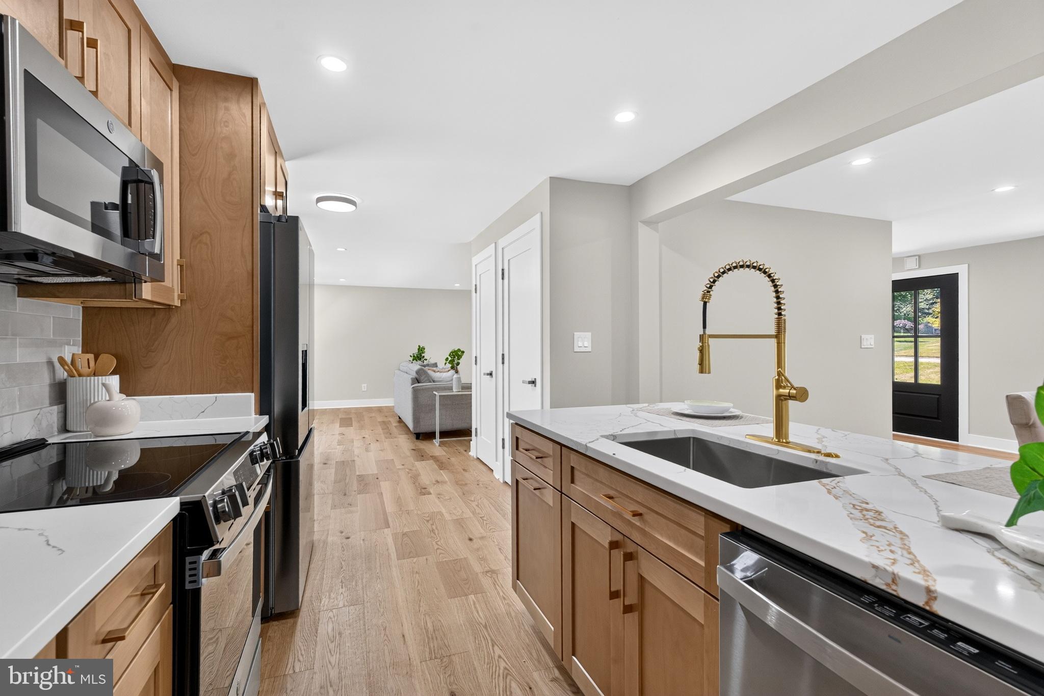 HAMPTON - Residential