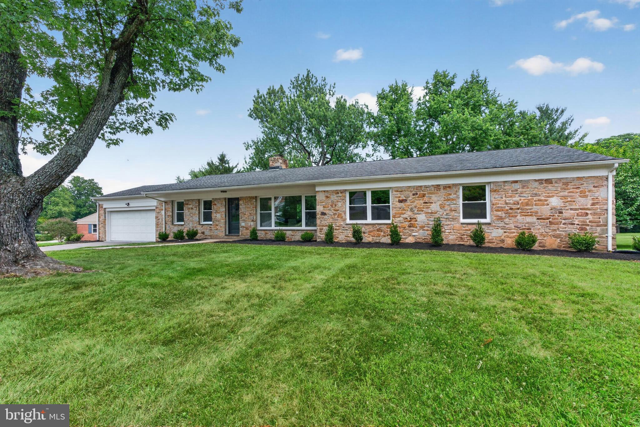 HAMPTON - Residential