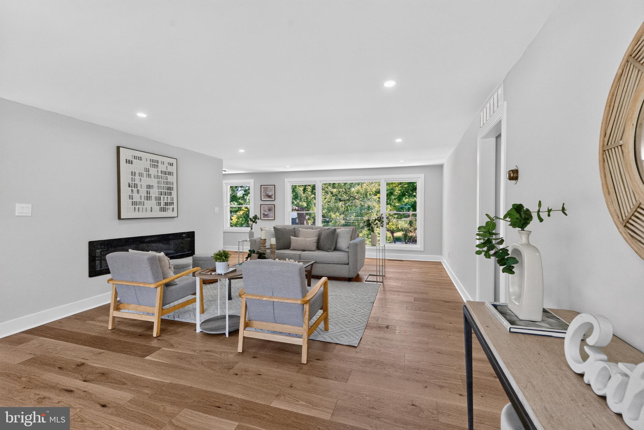 HAMPTON - Residential