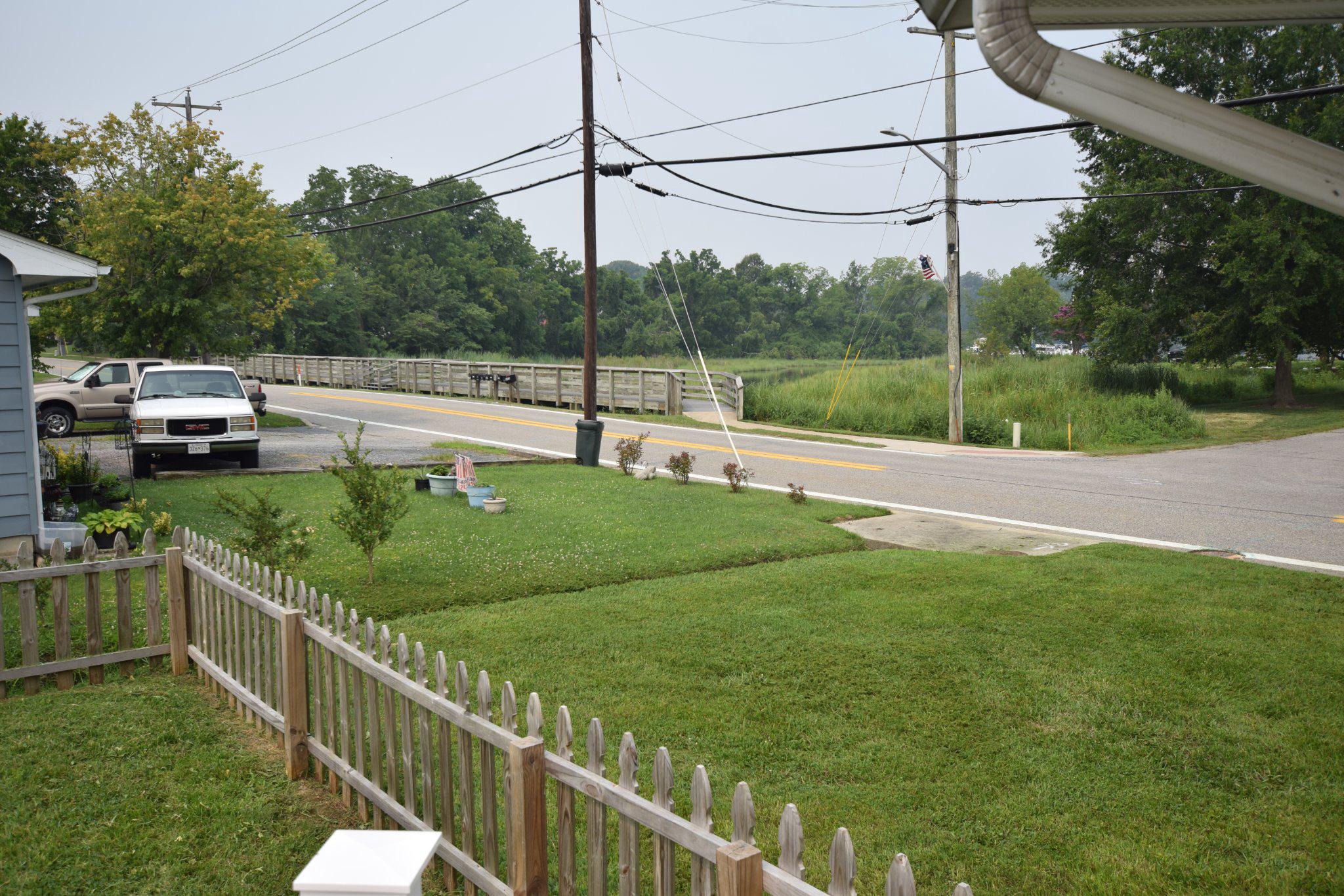 FRED ROSER LANDS - Residential