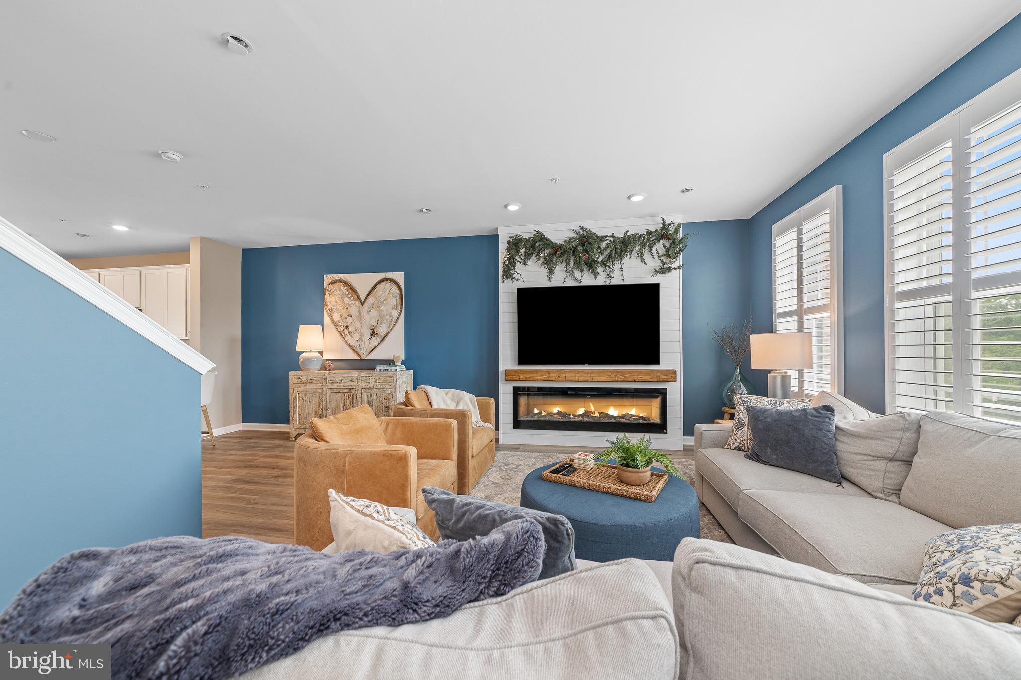 STEELPOINTE - Residential